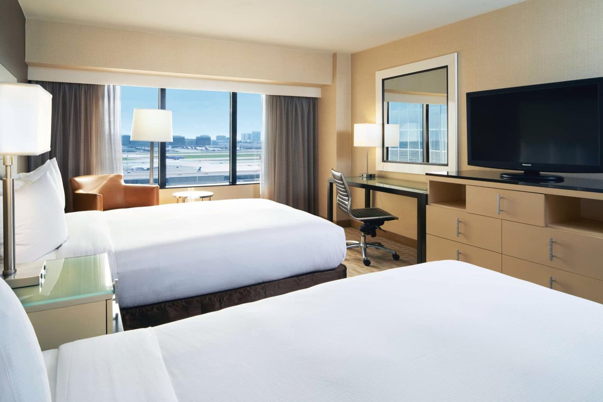 Hilton Los Angeles Airport gallery photo in Los Angeles, CA — image 69