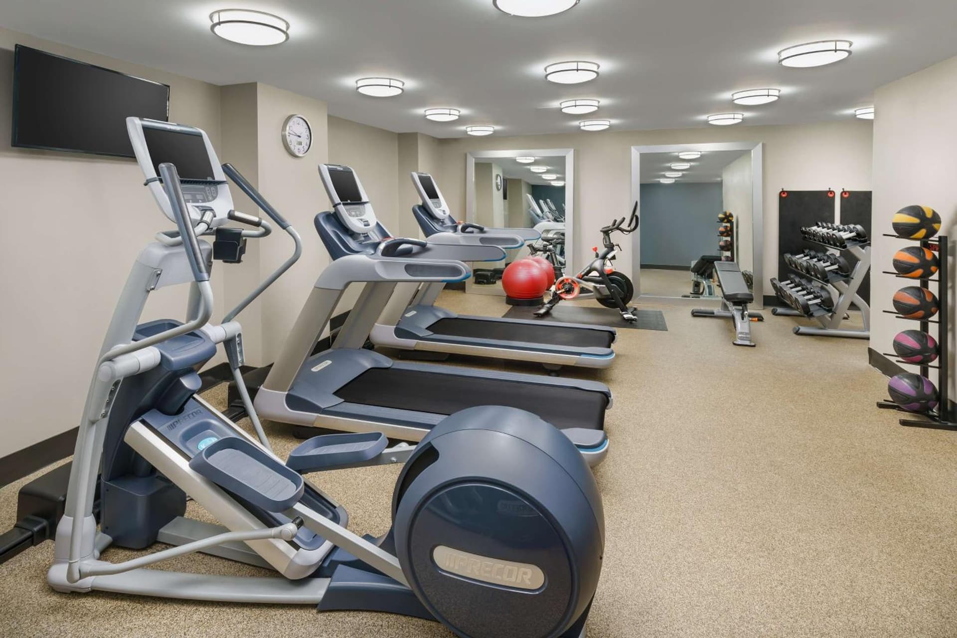 DoubleTree by Hilton Hotel New York City - Chelsea property views in New York, NY — gallery photo 3