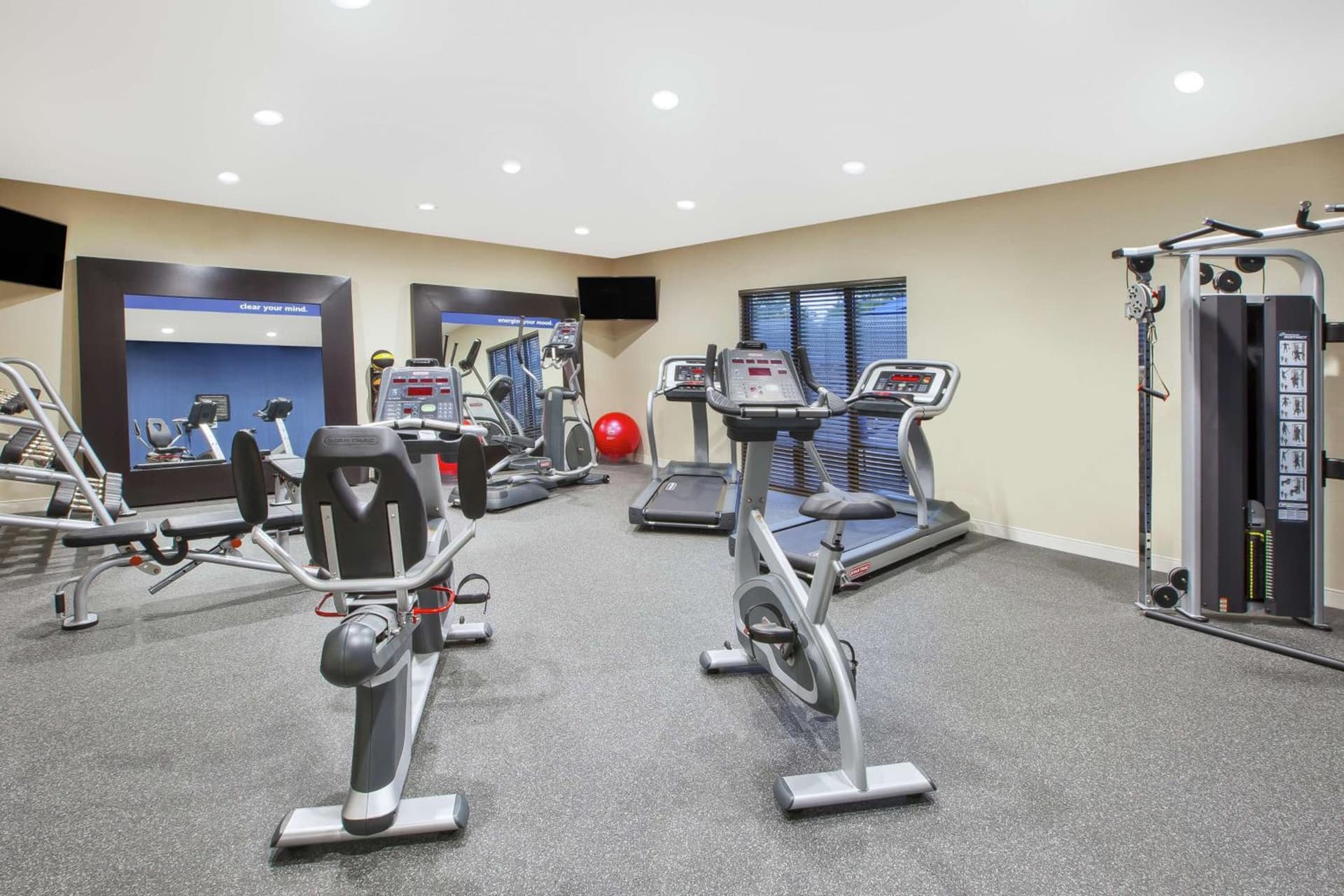 Hampton Inn & Suites Oakwood Village-Cleveland gallery photo in Oakwood, OH — image 22
