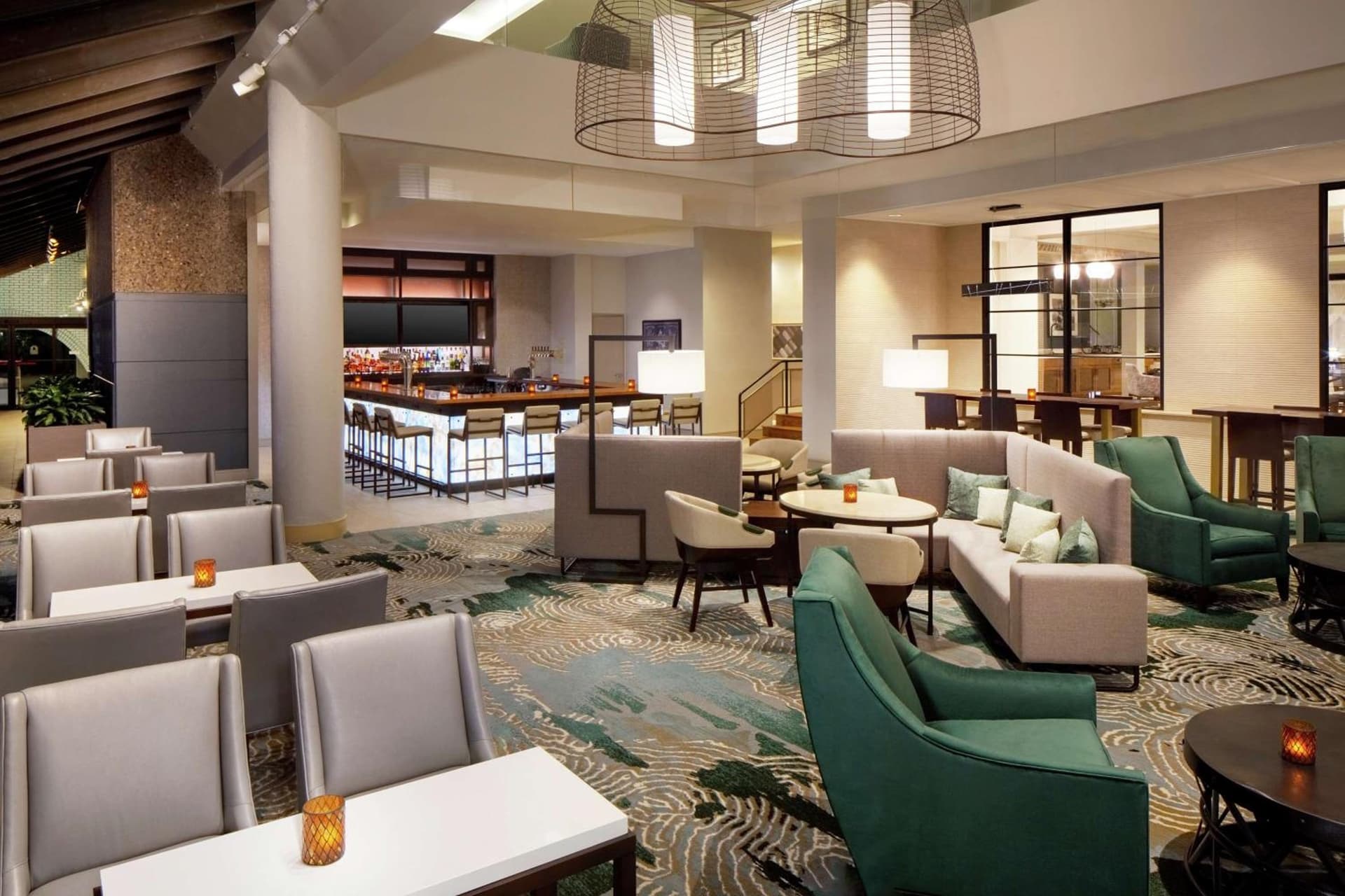 DoubleTree by Hilton Manchester Downtown gallery photo in Manchester, NH — image 21