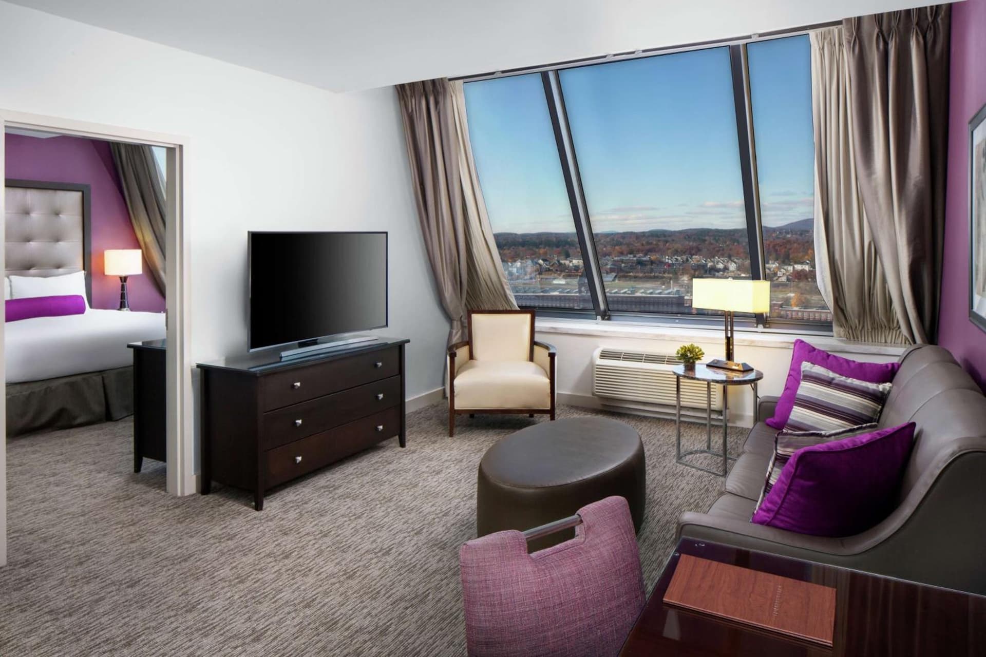 DoubleTree by Hilton Manchester Downtown gallery photo in Manchester, NH — image 48