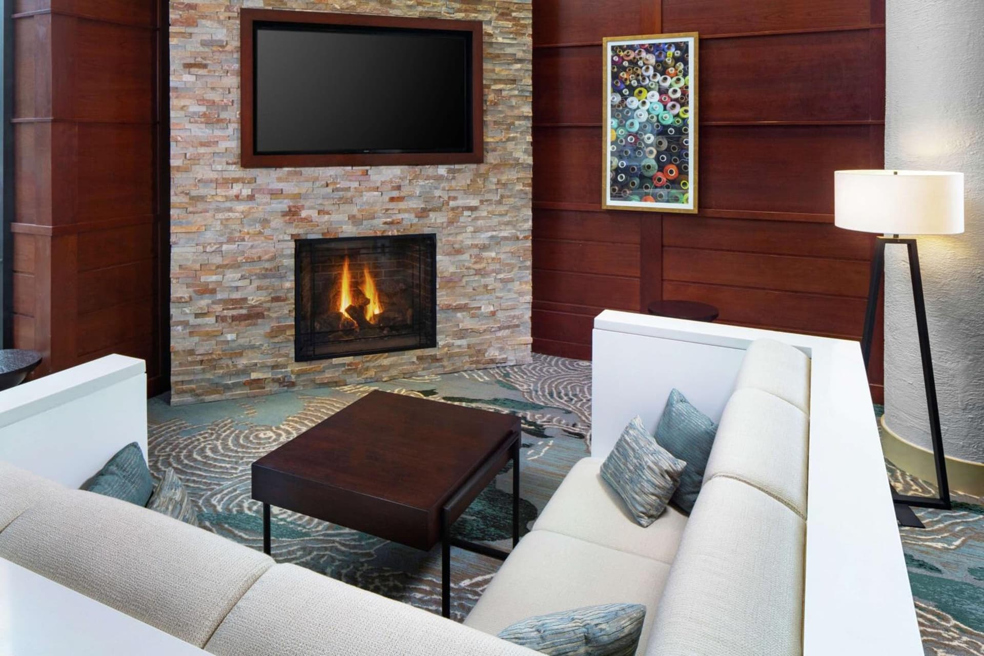 DoubleTree by Hilton Manchester Downtown gallery photo in Manchester, NH — image 10