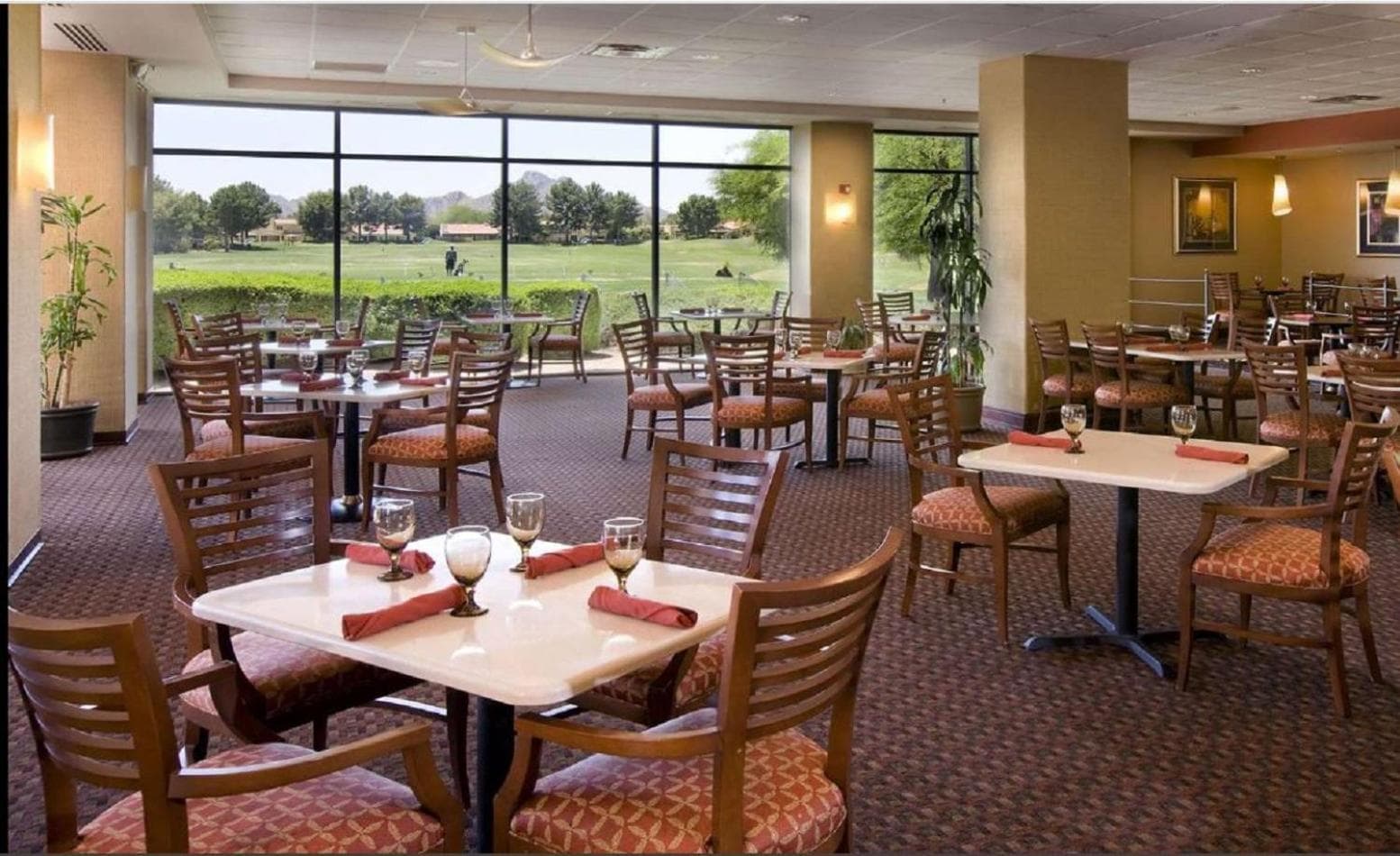 Embassy Suites by Hilton Phoenix Scottsdale gallery photo in Phoenix, AZ — image 39
