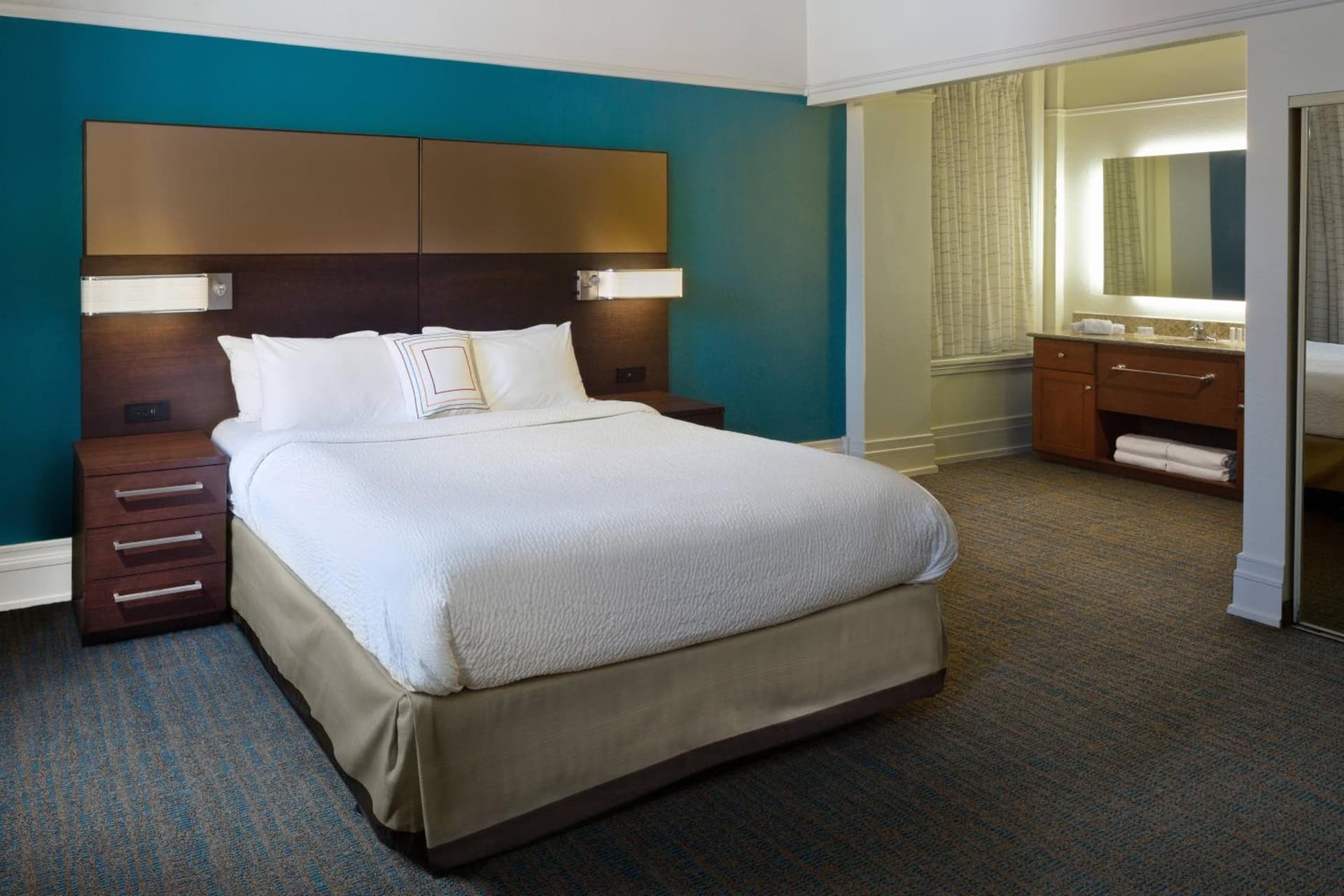 Residence Inn by Marriott Cleveland Downtown interior in Cleveland, OH — gallery photo 2