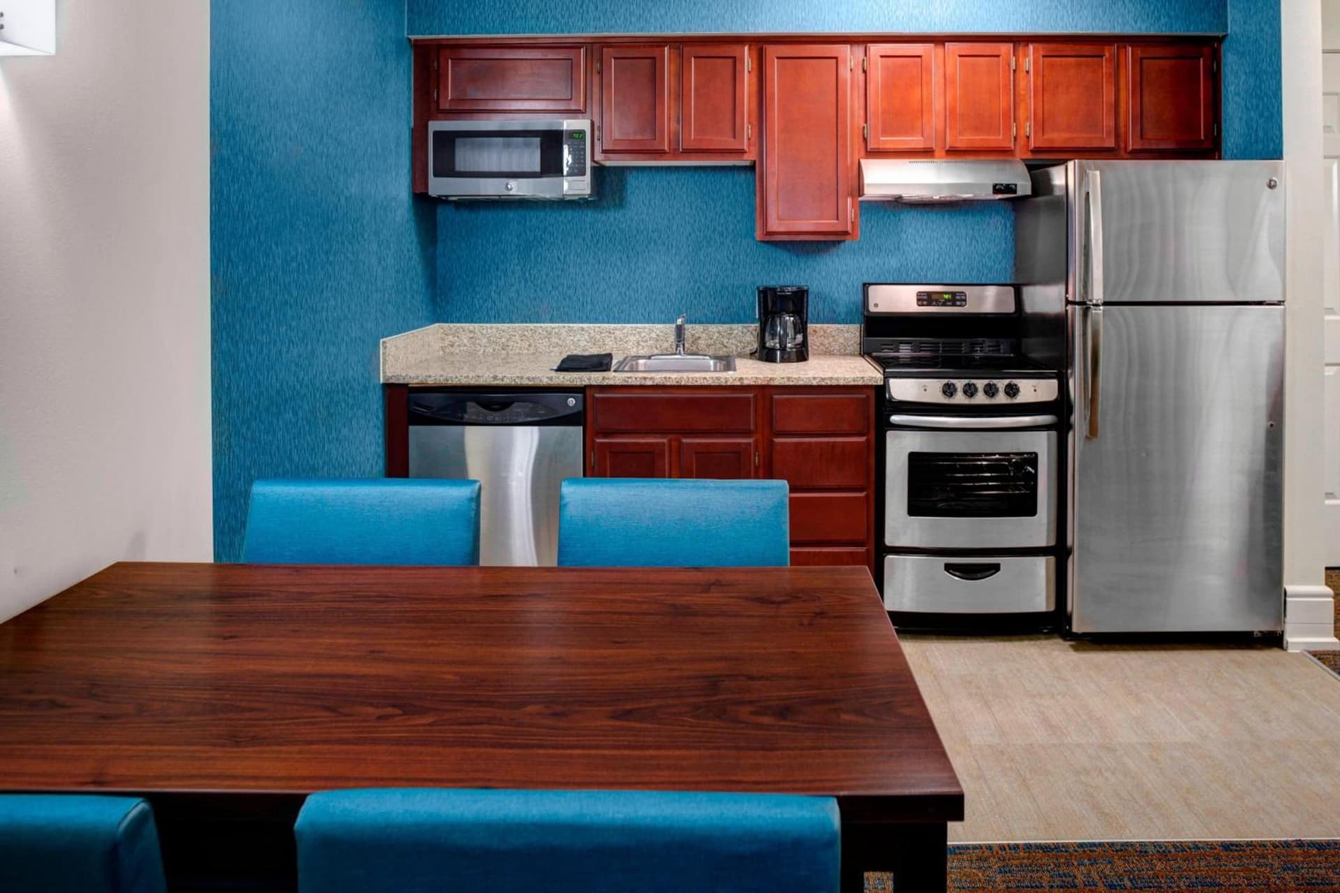 Residence Inn by Marriott Cleveland Downtown gallery photo in Cleveland, OH — image 4
