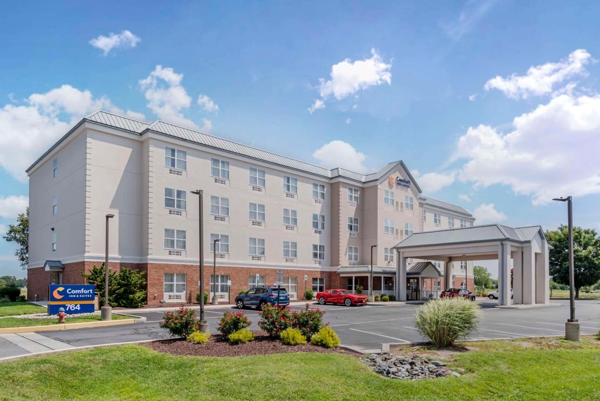 Comfort Inn & Suites Dover near Speedway featured exterior or lobby in Dover, DE — similar hotel