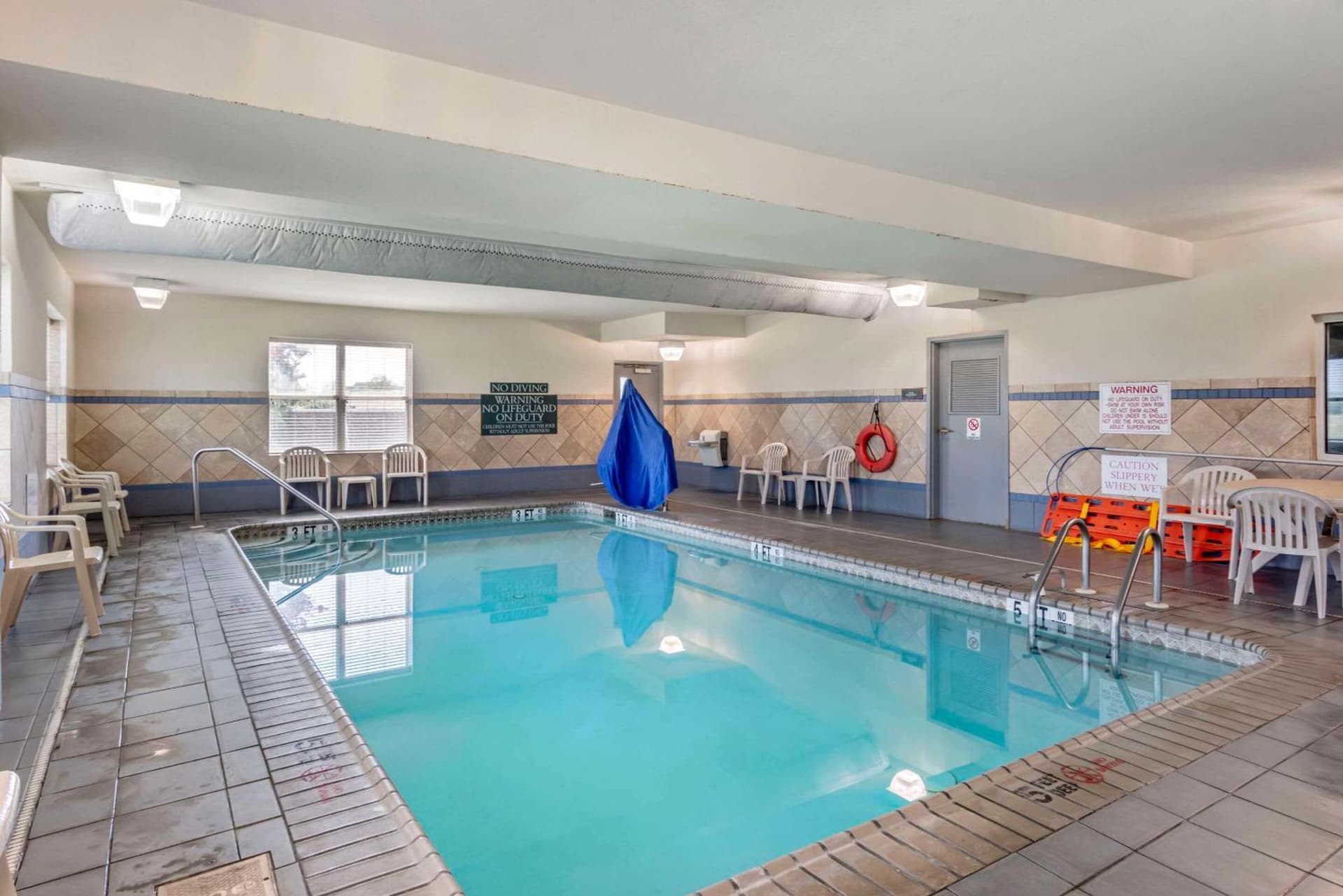 Comfort Inn & Suites Dover near Speedway gallery photo in Dover, DE — image 25