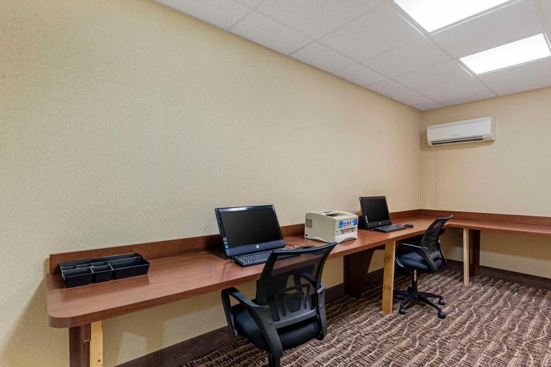 Comfort Inn & Suites Dover near Speedway gallery photo in Dover, DE — image 21