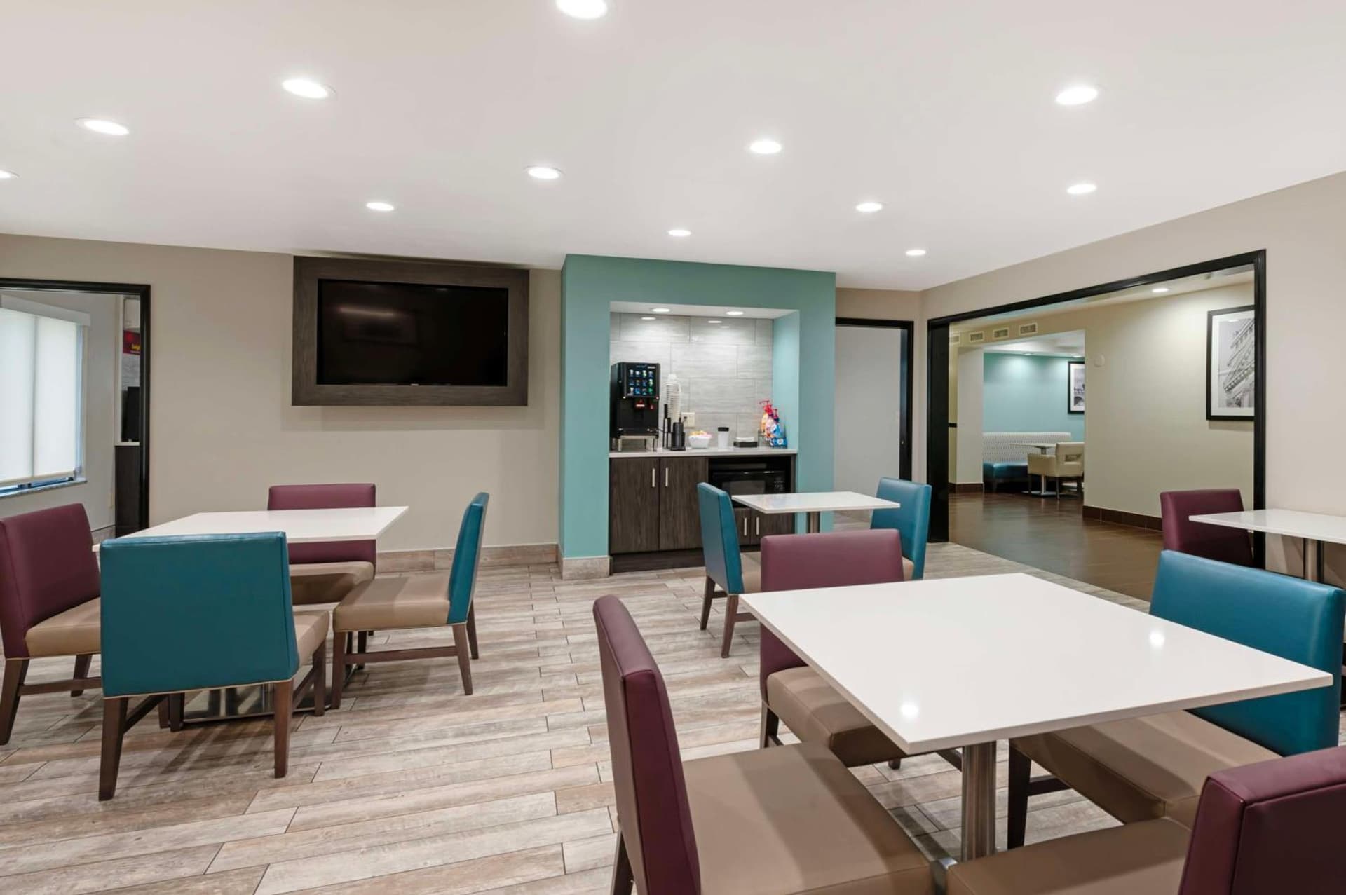 Best Western Plus Greenwood Indy South Inn gallery photo in Greenwood, IN — image 38