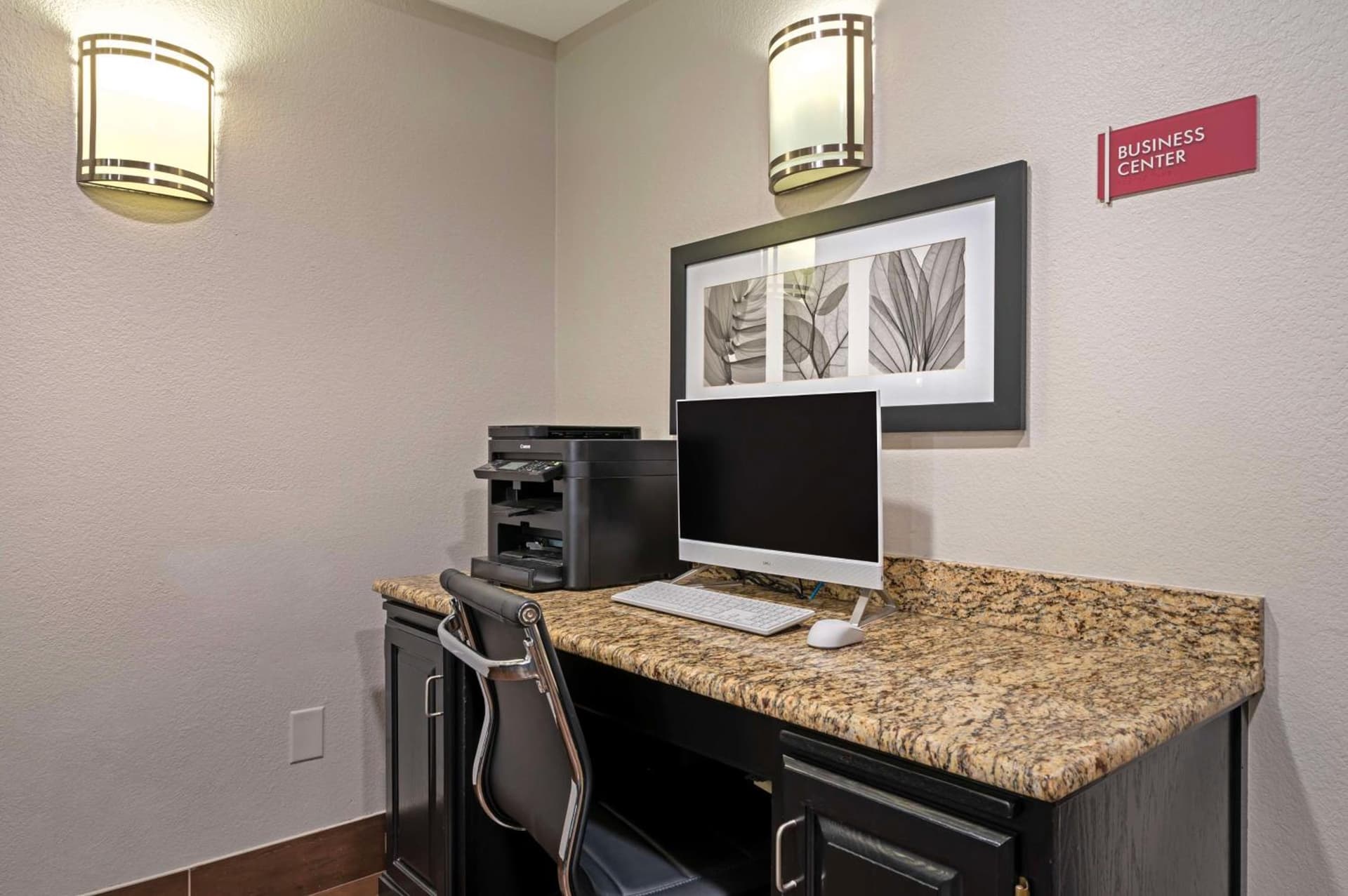 Best Western Plus Greenwood Indy South Inn property views in Greenwood, IN — gallery photo 3