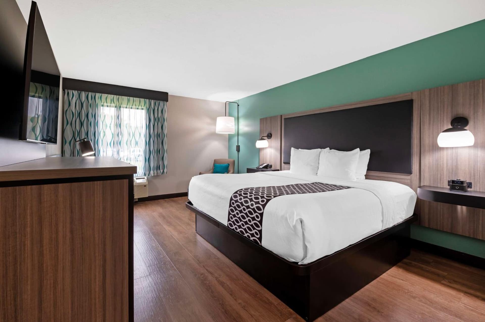 Best Western Plus Greenwood Indy South Inn interior in Greenwood, IN — gallery photo 2