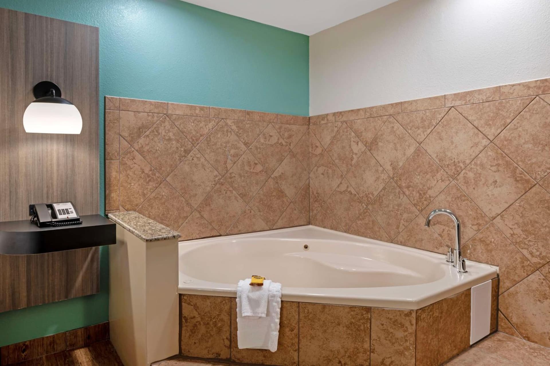 Best Western Plus Greenwood Indy South Inn gallery photo in Greenwood, IN — image 42