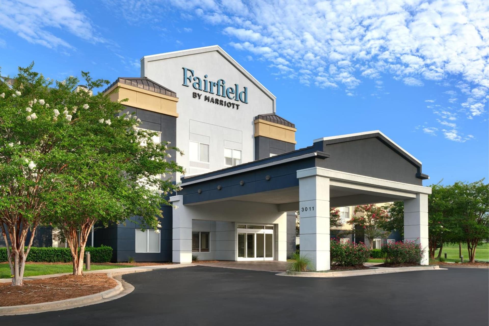 Fairfield Inn & Suites by Marriott Albany property views in Albany, GA — gallery photo 3
