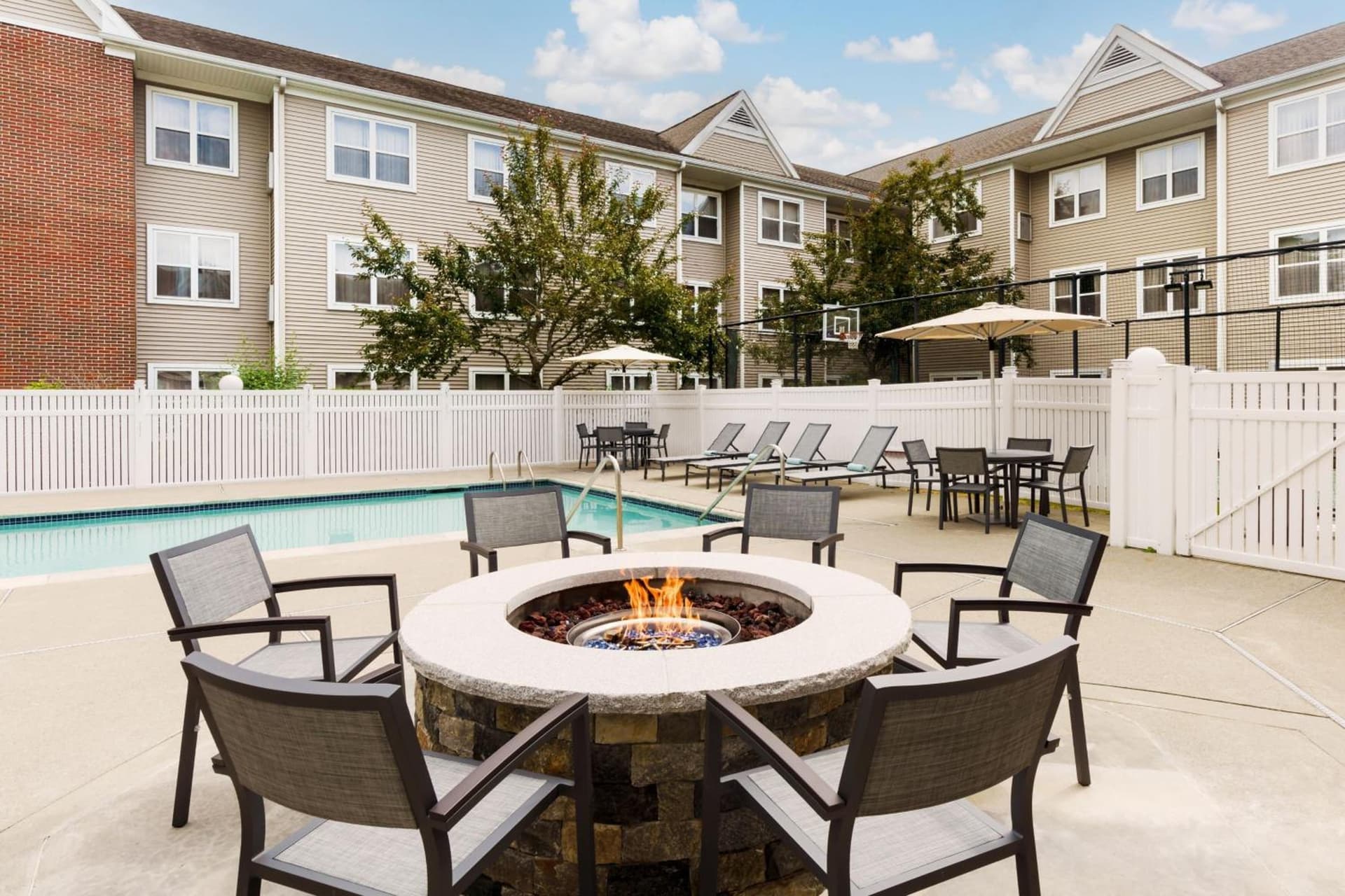 Residence Inn by Marriott Boston Foxborough gallery photo in Foxborough — image 10