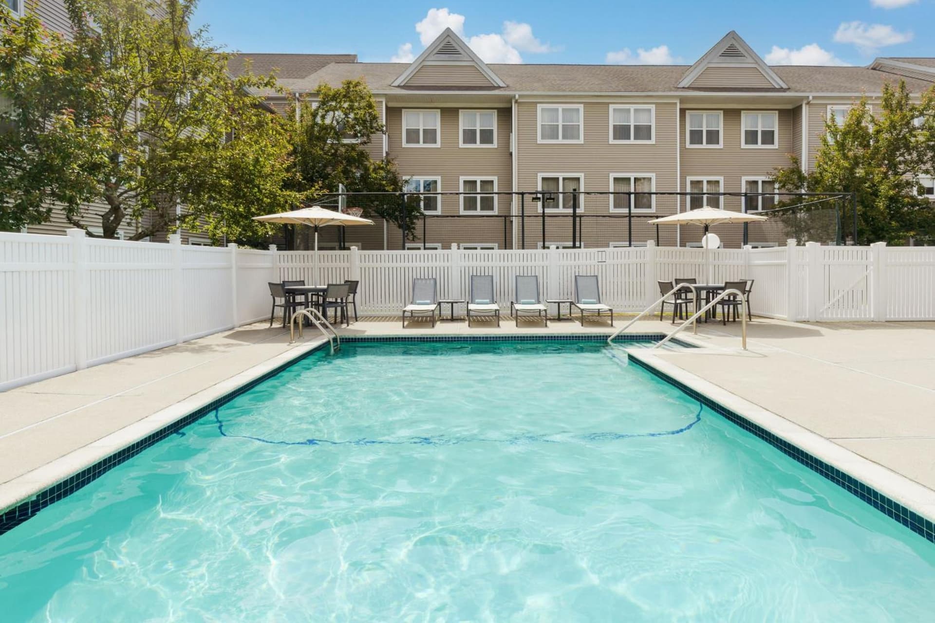Residence Inn by Marriott Boston Foxborough gallery photo in Foxborough — image 21