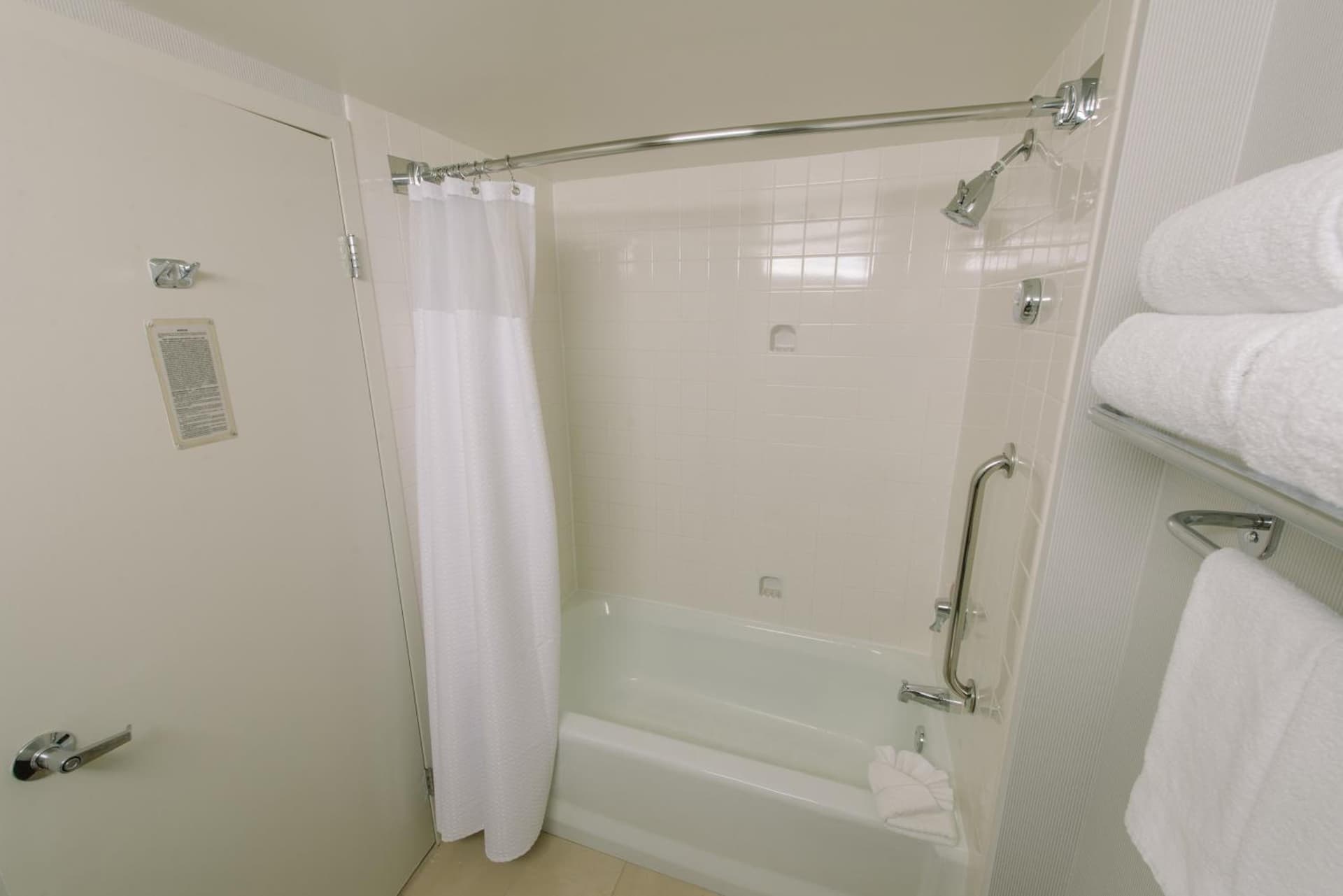 Courtyard by Marriott Nashua gallery photo in Nashua, NH — image 6