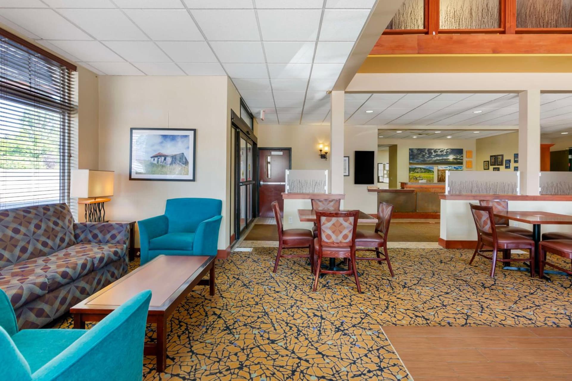 Best Western Golden Prairie Inn and Suites property views in Sidney, MT — gallery photo 3
