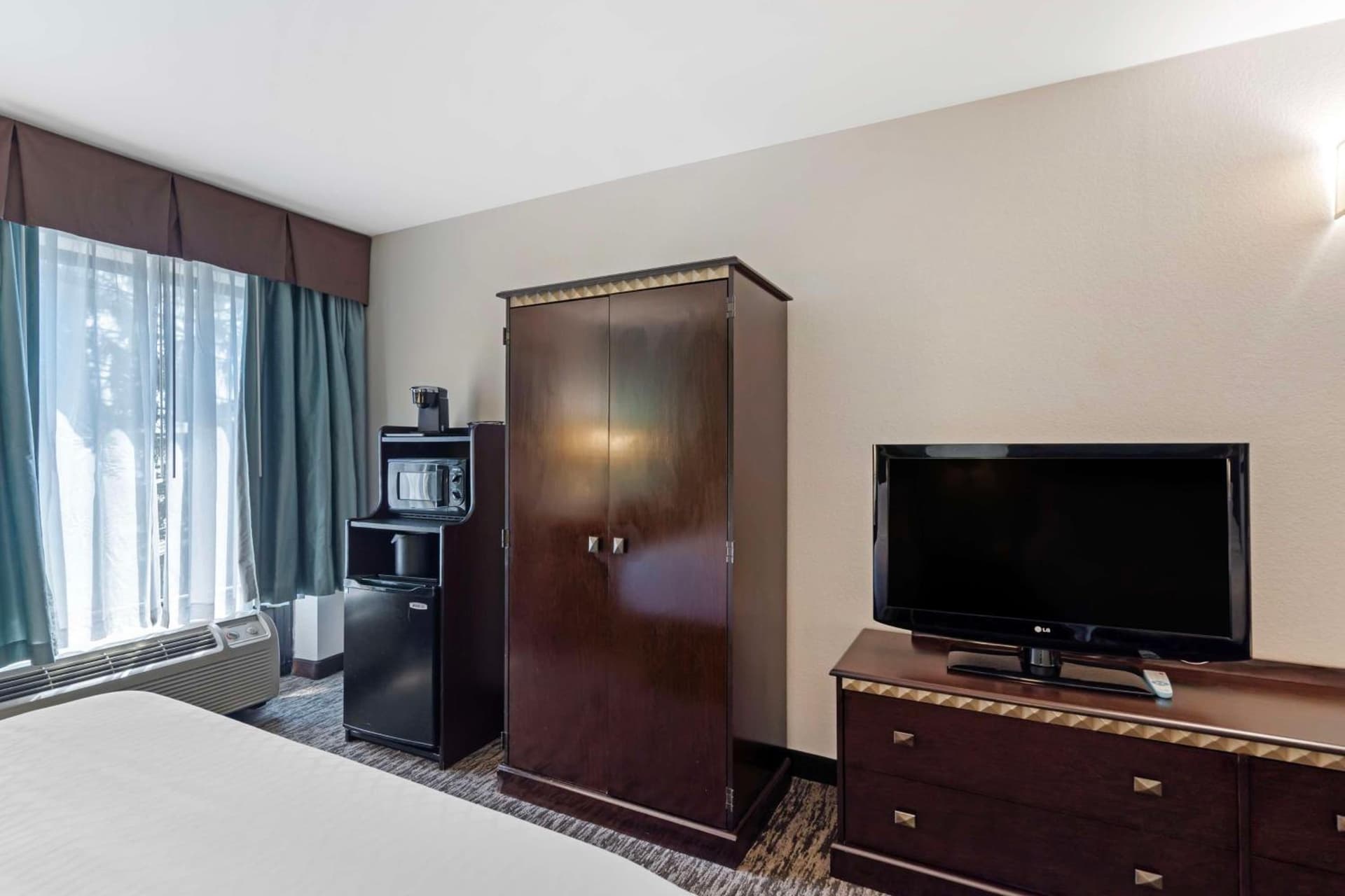 Best Western Plus Chicagoland - Countryside gallery photo in Countryside, IL — image 20