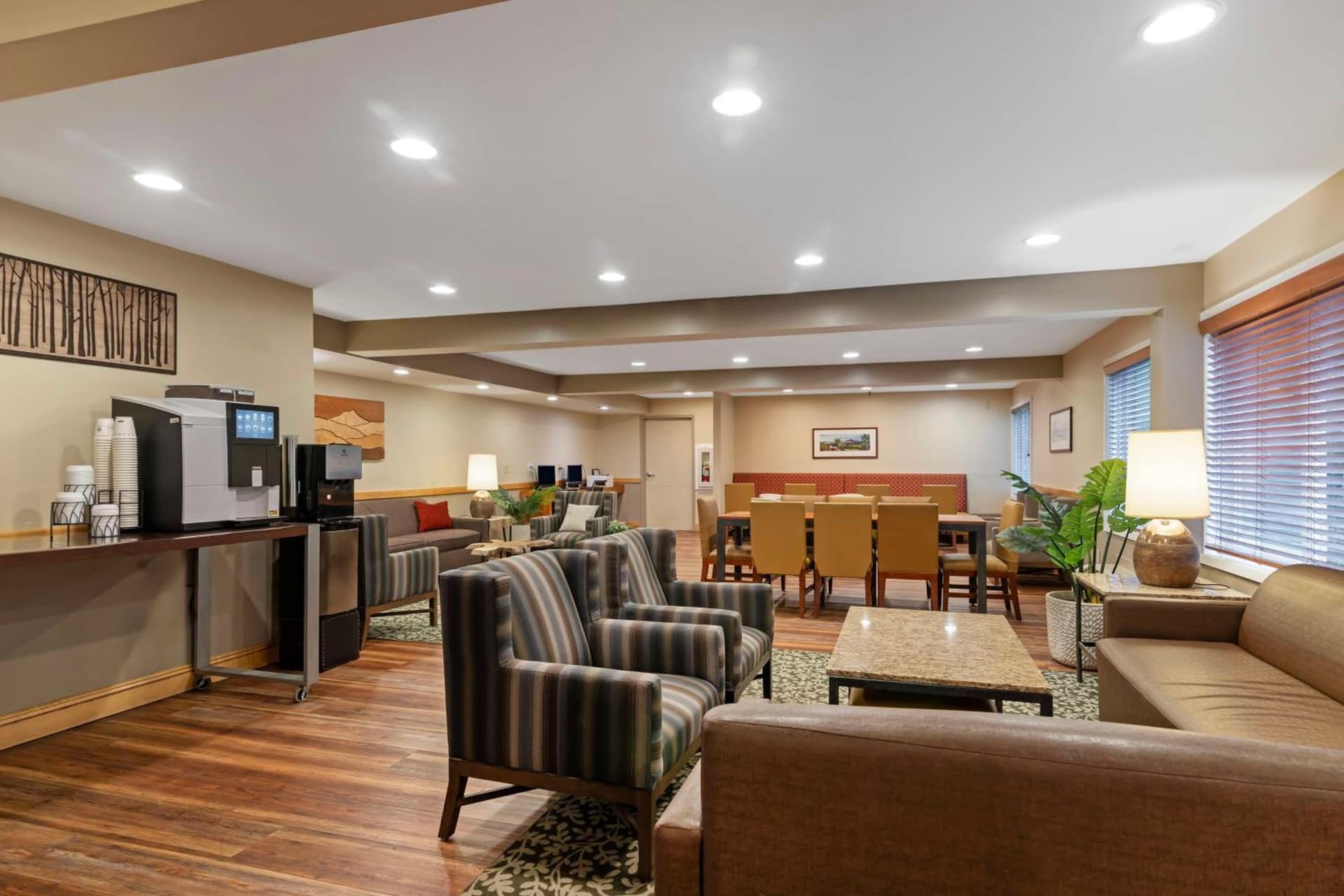 Best Western Plus Windjammer Inn & Conference Center gallery photo in Burlington, VT — image 38