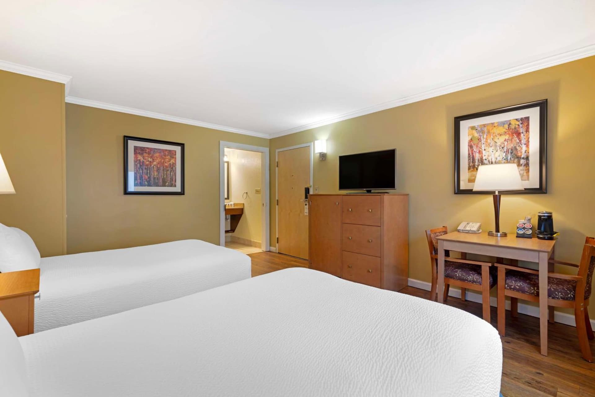 Best Western Plus Windjammer Inn & Conference Center gallery photo in Burlington, VT — image 28