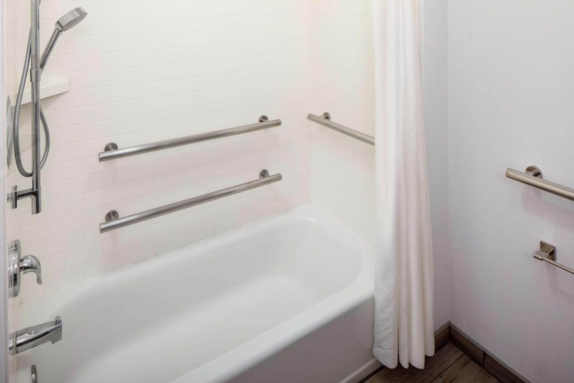 Hampton Inn & Suites Parker property views in Parker, CO — gallery photo 3