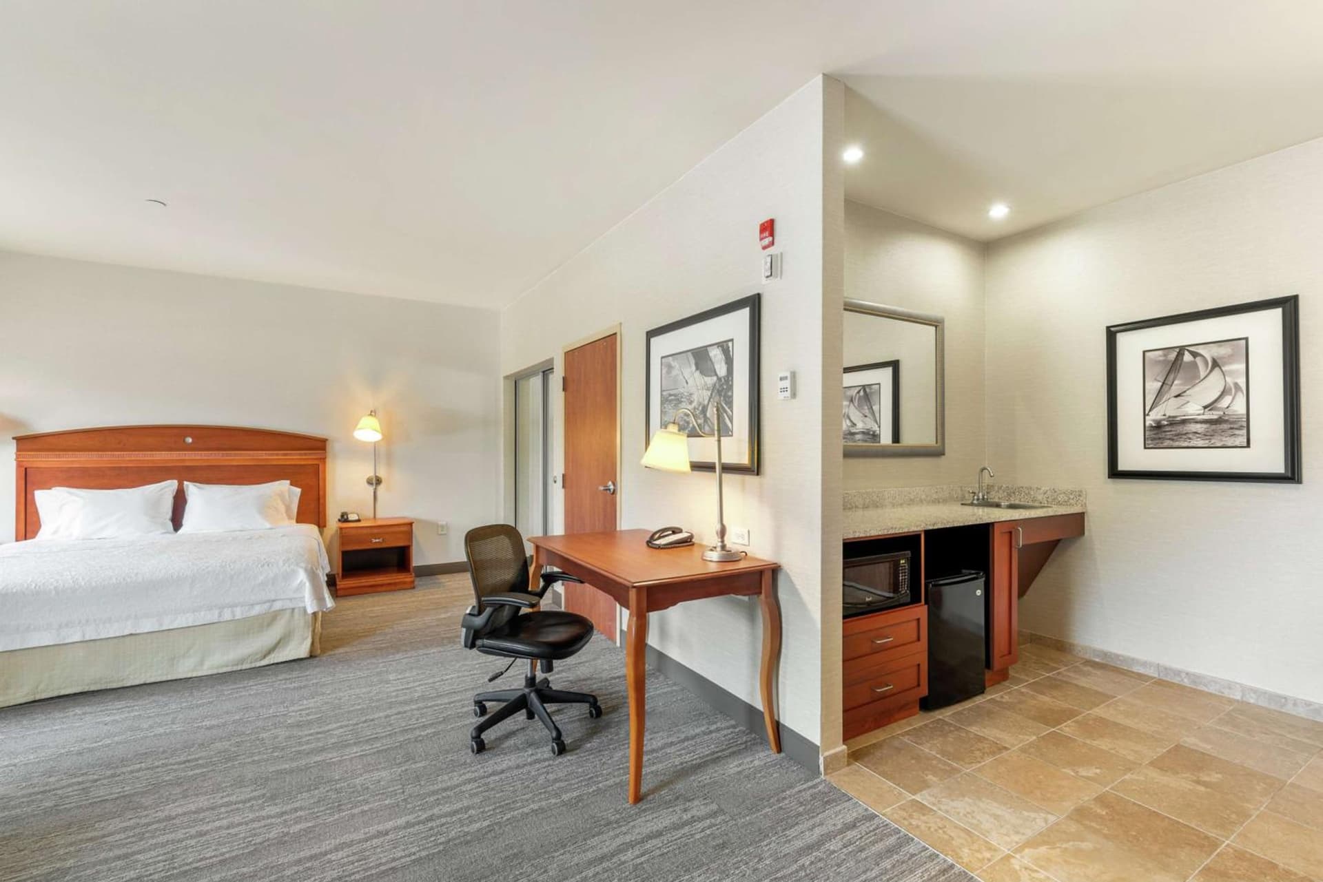 Hampton Inn & Suites Mystic gallery photo in Mystic, CT — image 29