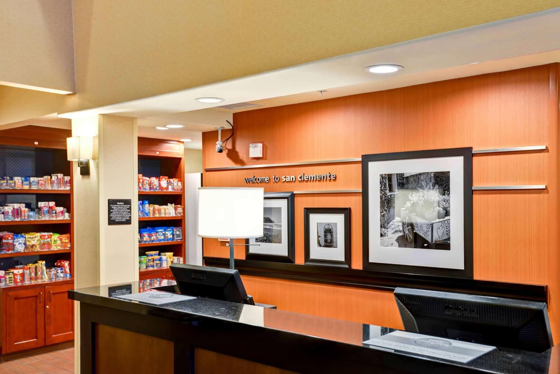 Hampton Inn & Suites San Clemente - Fully Renovated gallery photo in San Clemente, CA — image 11