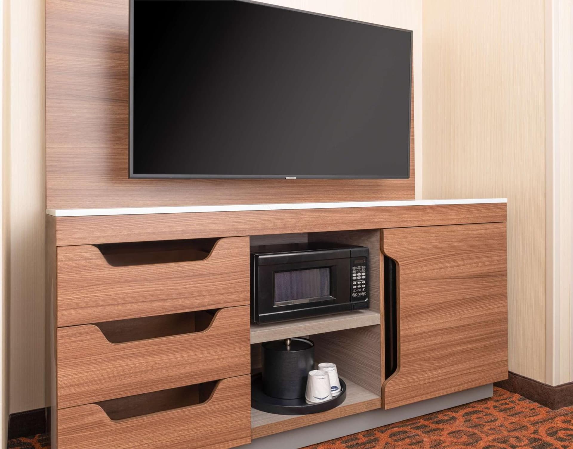 Hampton Inn & Suites San Clemente - Fully Renovated gallery photo in San Clemente, CA — image 5
