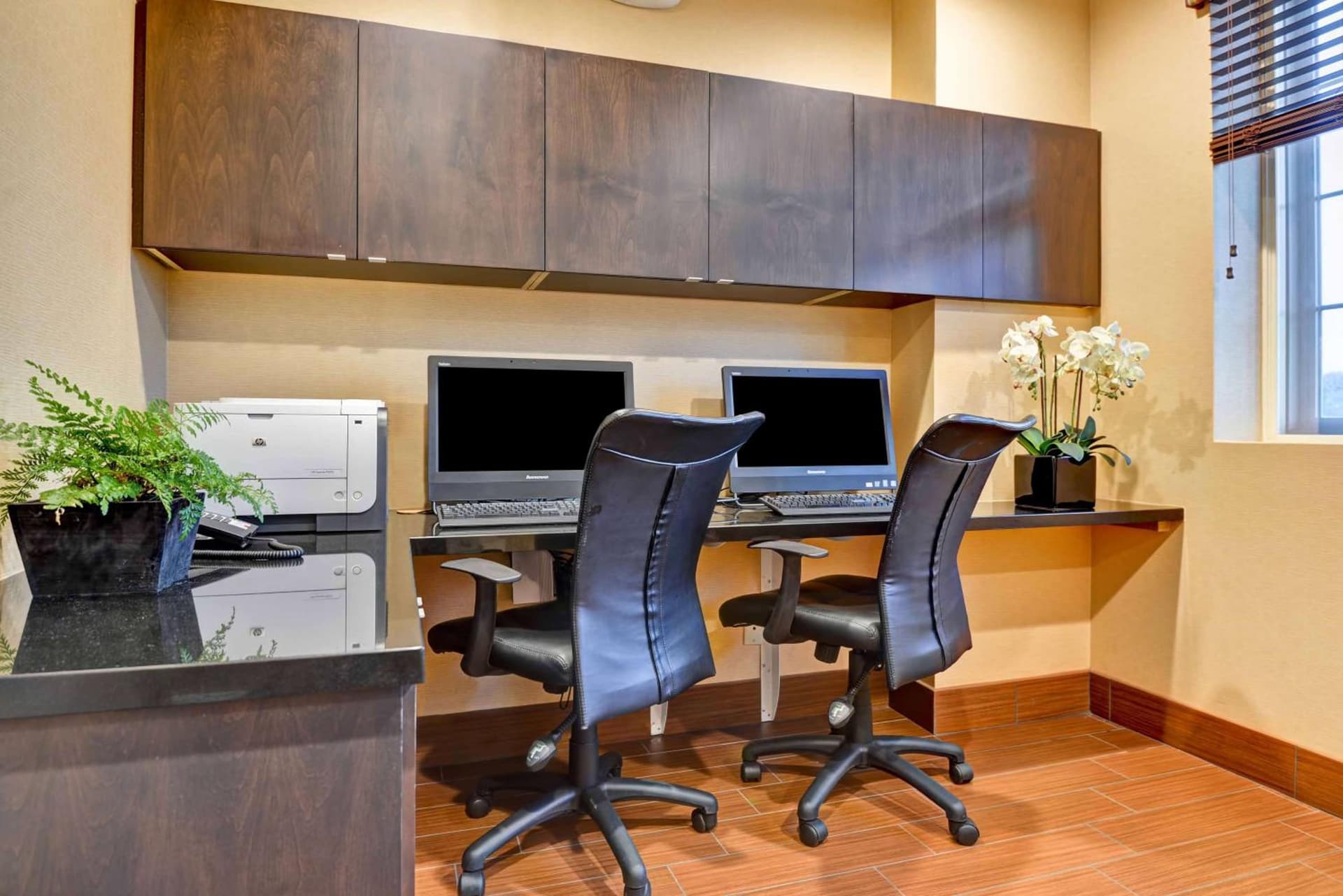 Hampton Inn & Suites San Clemente - Fully Renovated gallery photo in San Clemente, CA — image 21