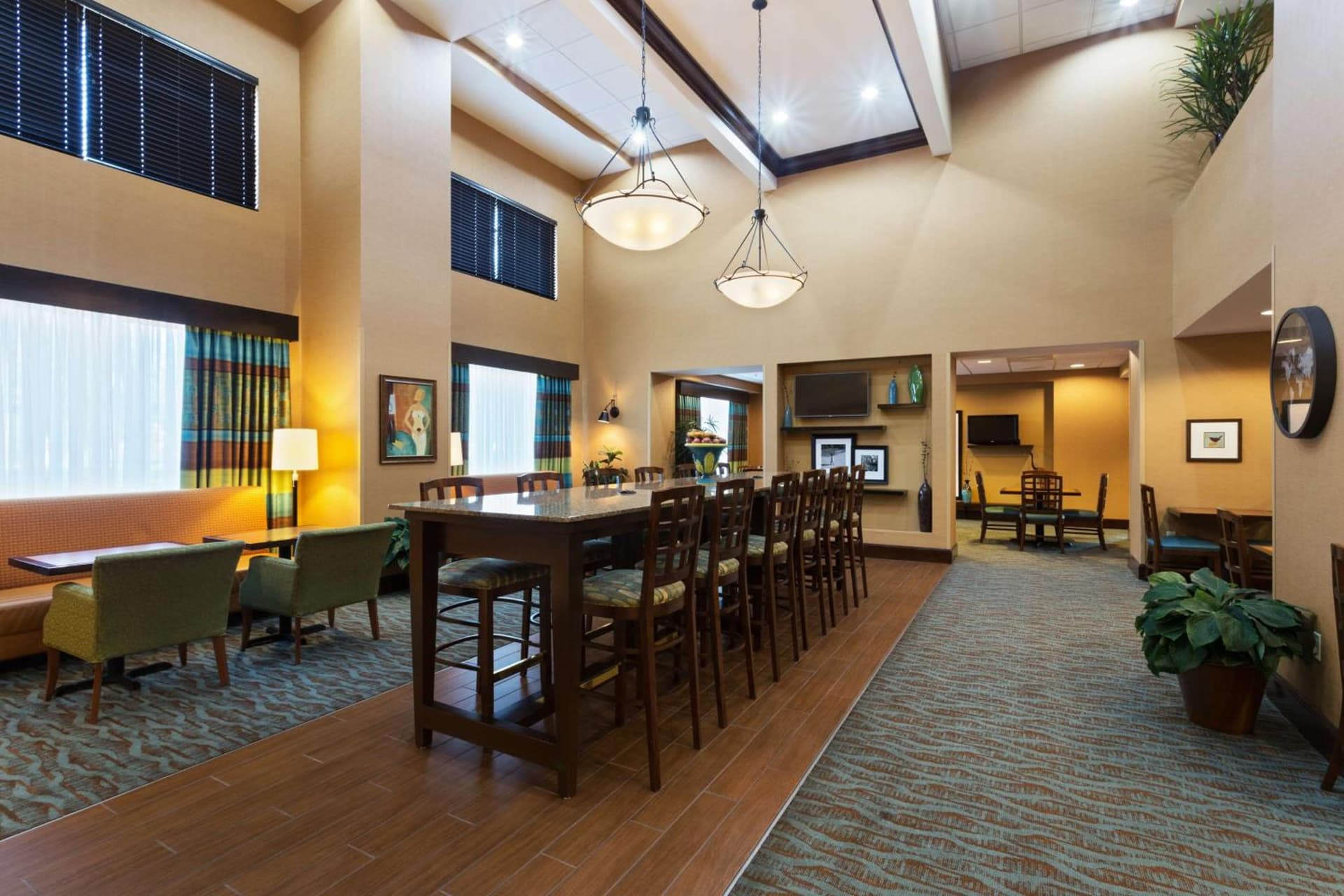 Hampton Inn Leesburg Tavares property views in Leesburg, FL — gallery photo 3