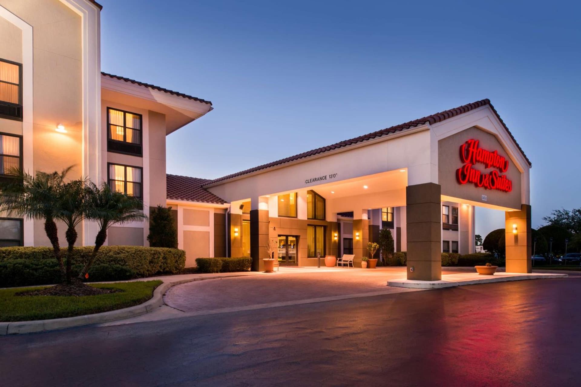 Hampton Inn & Suites Orlando-East UCF gallery photo in Orlando, FL — image 10