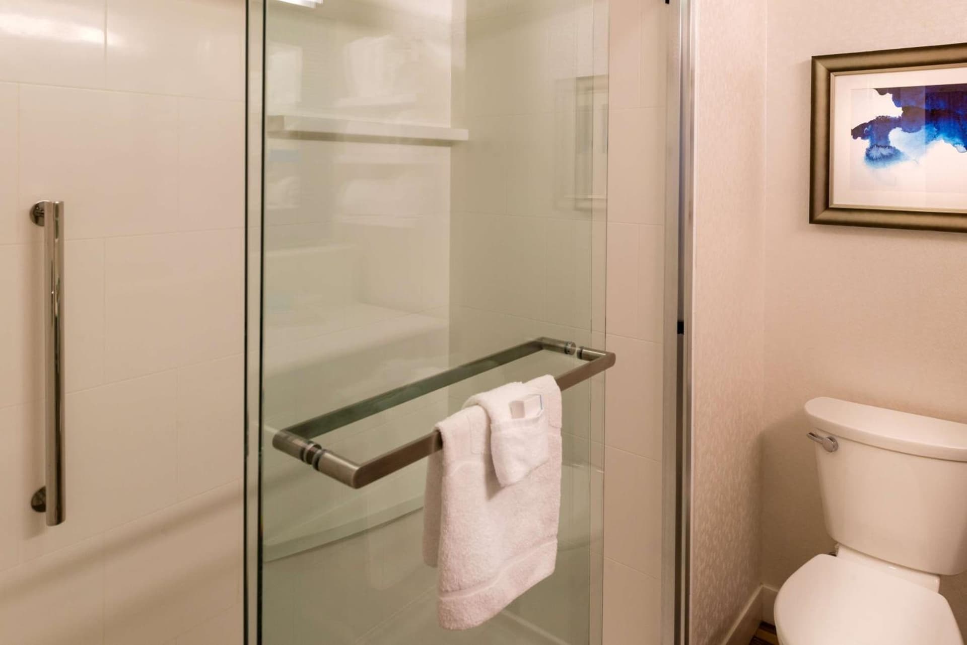 Hampton Inn & Suites Orlando-East UCF interior in Orlando, FL — gallery photo 2