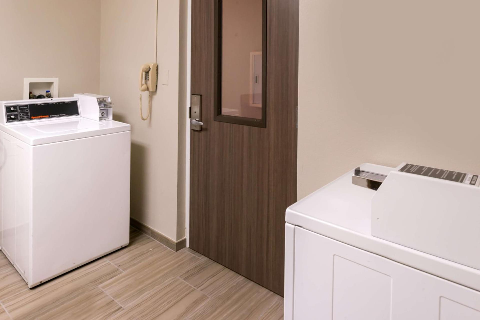 Hampton Inn & Suites Orlando-East UCF gallery photo in Orlando, FL — image 25