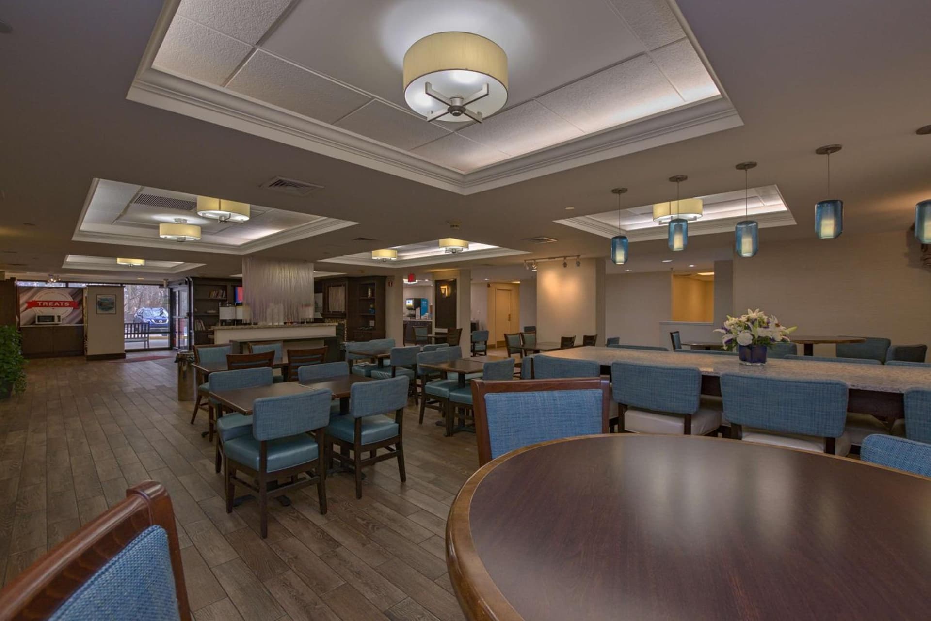 Hampton Inn Portsmouth Central gallery photo in Portsmouth, NH — image 13