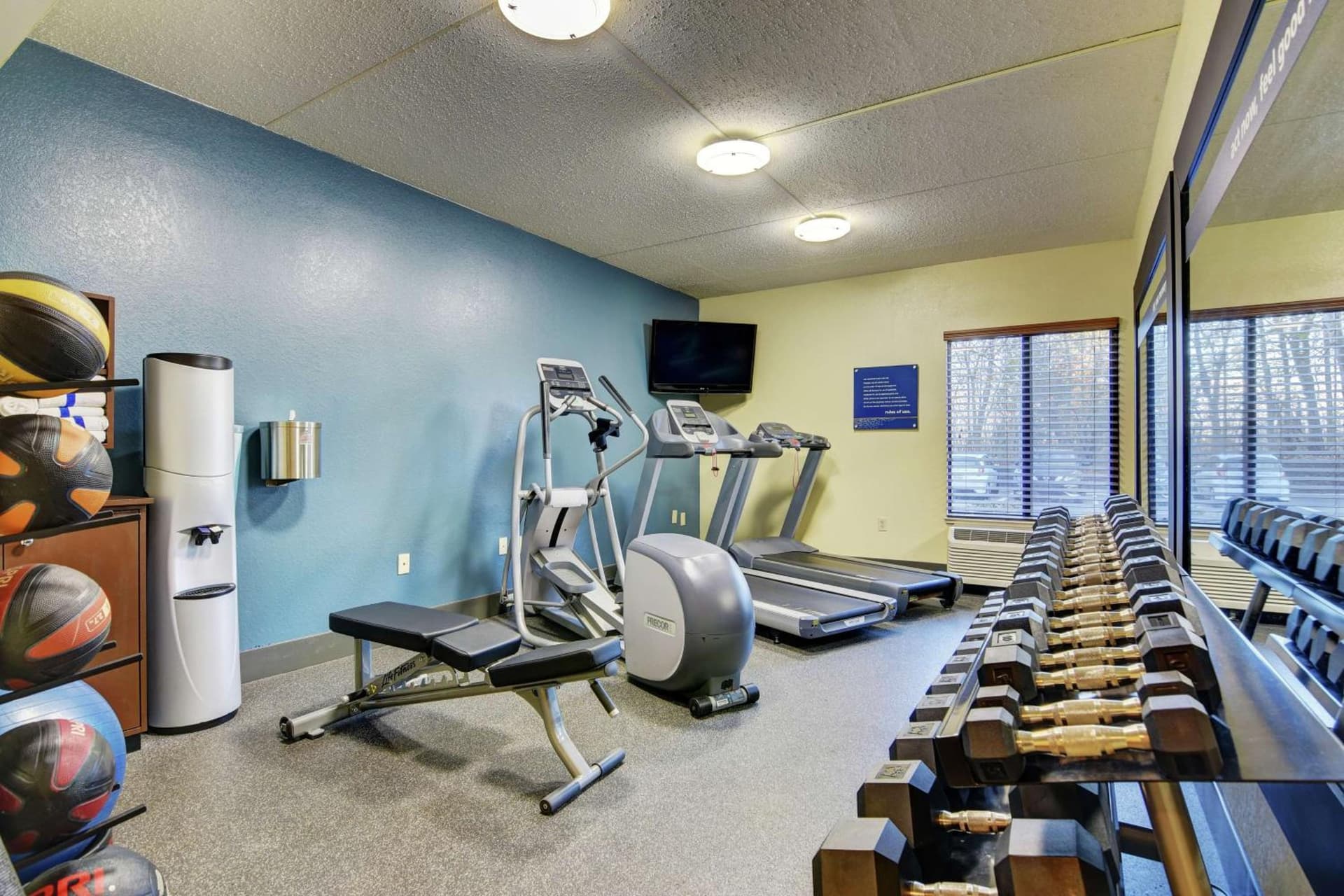 Hampton Inn Portsmouth Central gallery photo in Portsmouth, NH — image 24