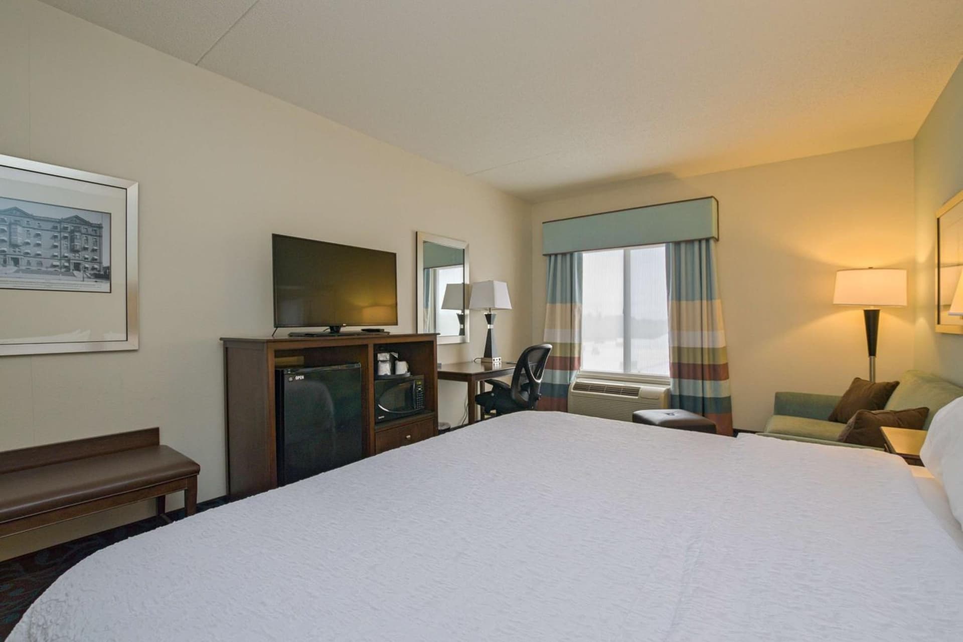 Hampton Inn Portsmouth Central gallery photo in Portsmouth, NH — image 26
