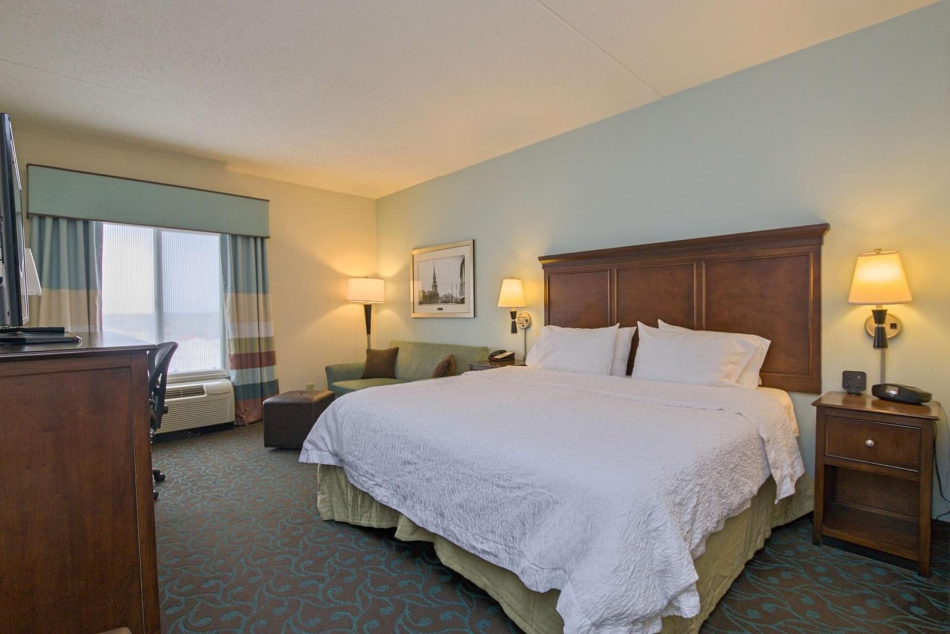 Hampton Inn Portsmouth Central gallery photo in Portsmouth, NH — image 16