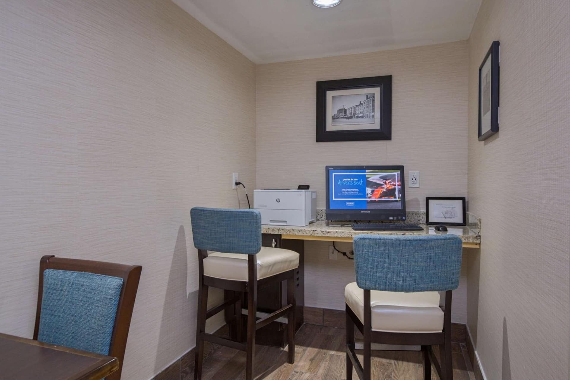 Hampton Inn Portsmouth Central gallery photo in Portsmouth, NH — image 33