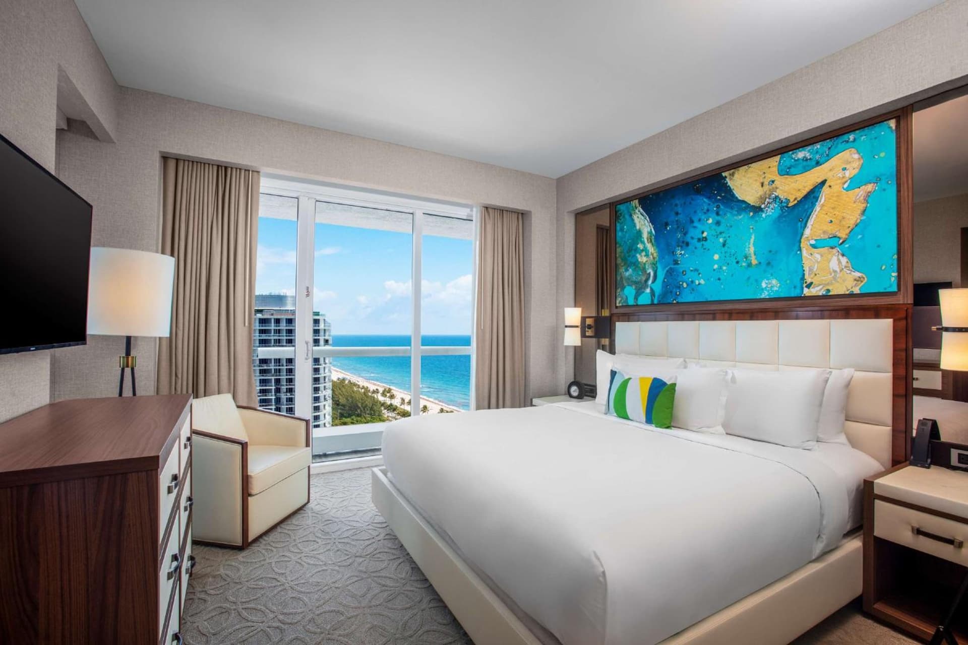Conrad Fort Lauderdale Beach gallery photo in Fort Lauderdale, FL — image 31