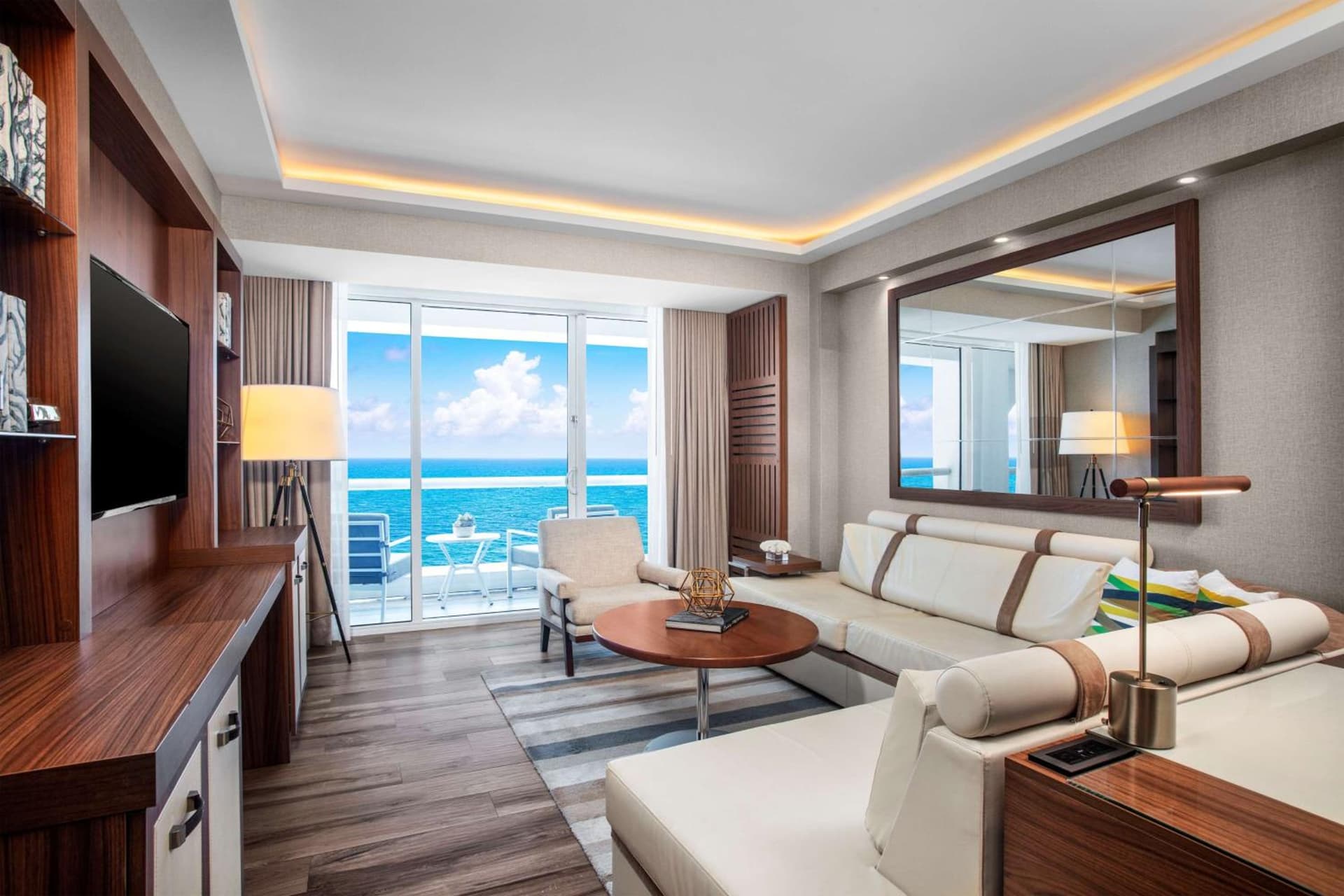 Conrad Fort Lauderdale Beach gallery photo in Fort Lauderdale, FL — image 59