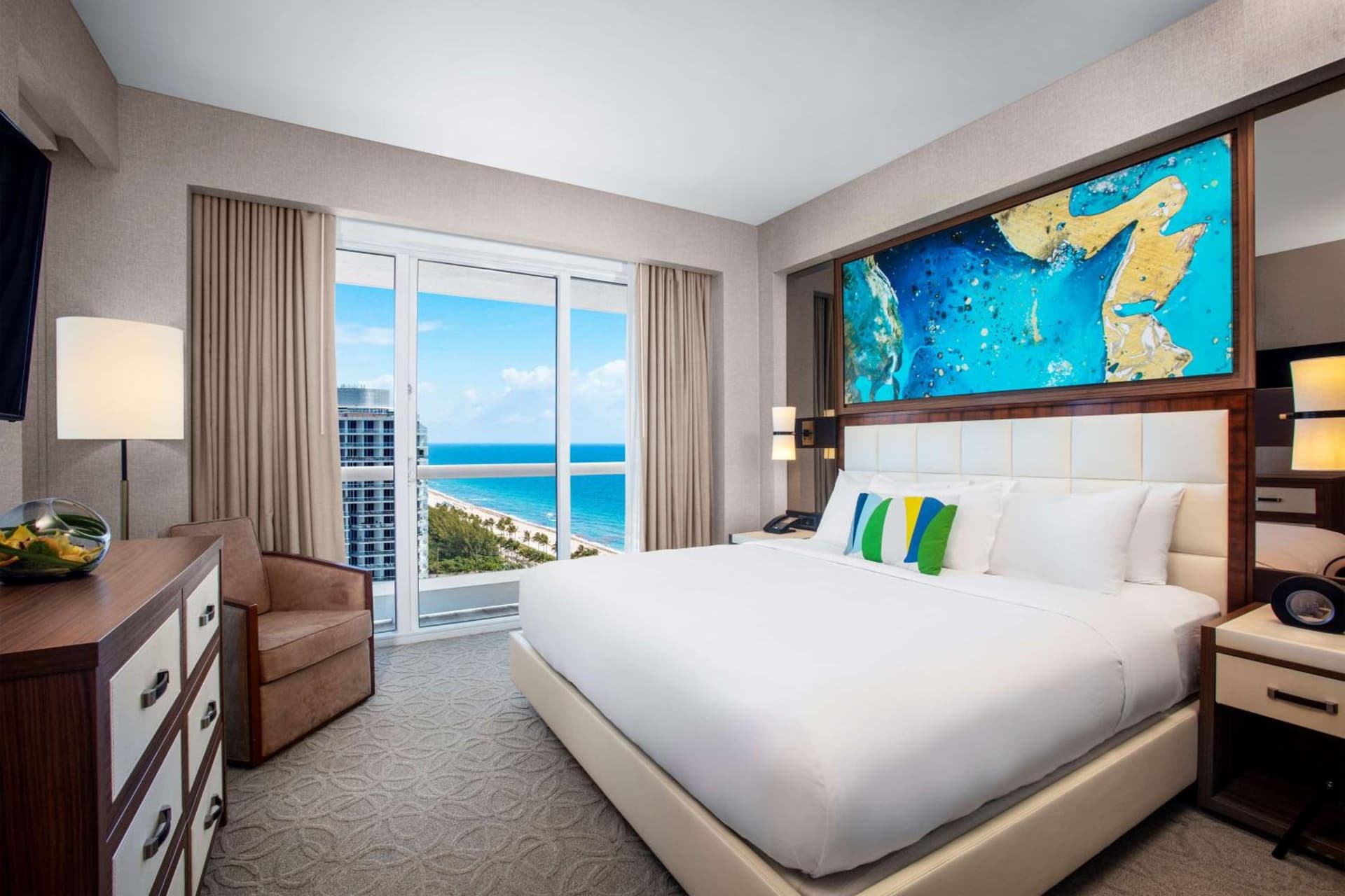Conrad Fort Lauderdale Beach gallery photo in Fort Lauderdale, FL — image 57