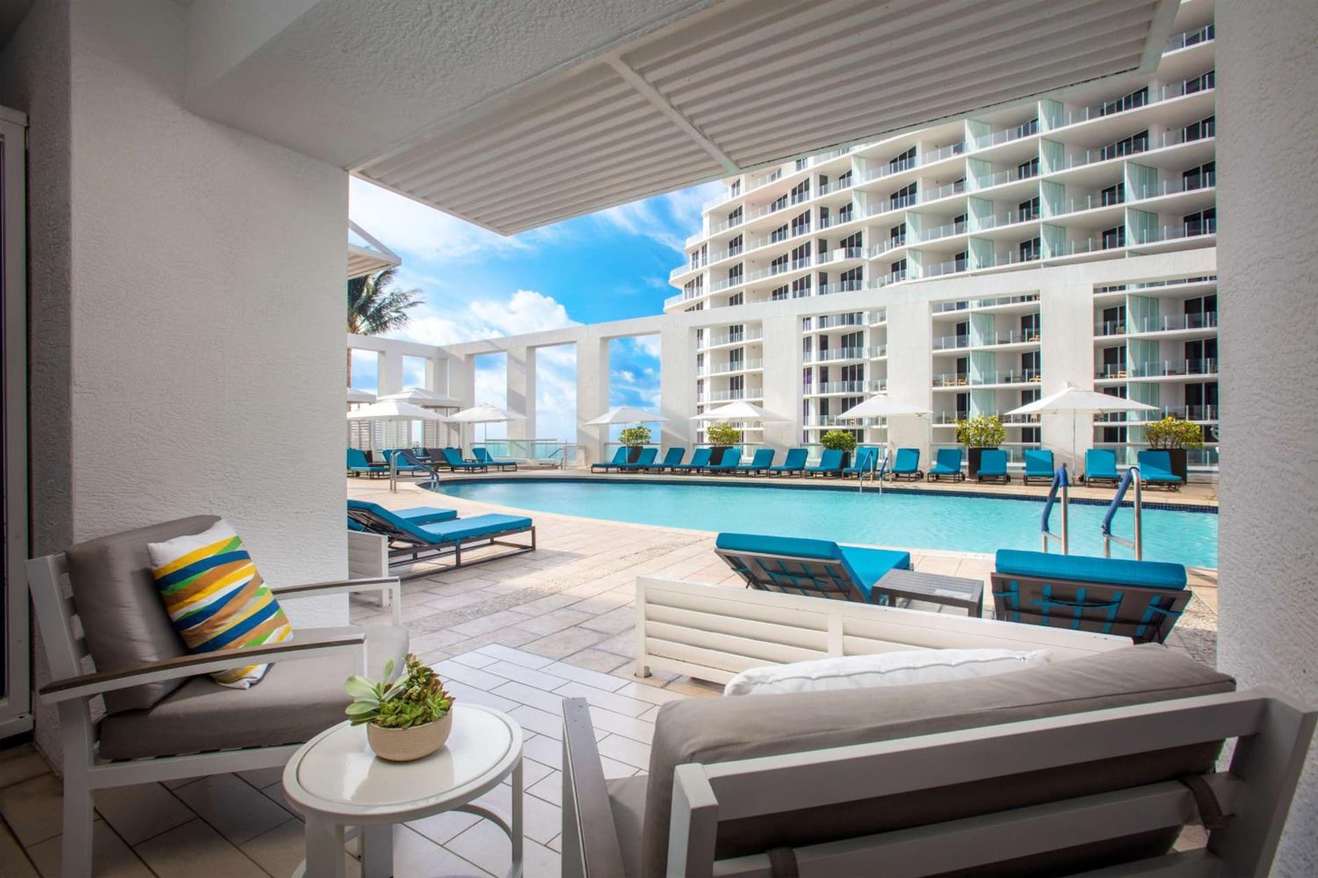 Conrad Fort Lauderdale Beach gallery photo in Fort Lauderdale, FL — image 89