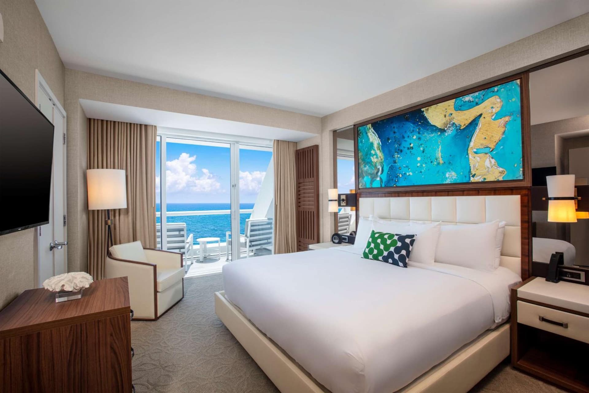 Conrad Fort Lauderdale Beach gallery photo in Fort Lauderdale, FL — image 55