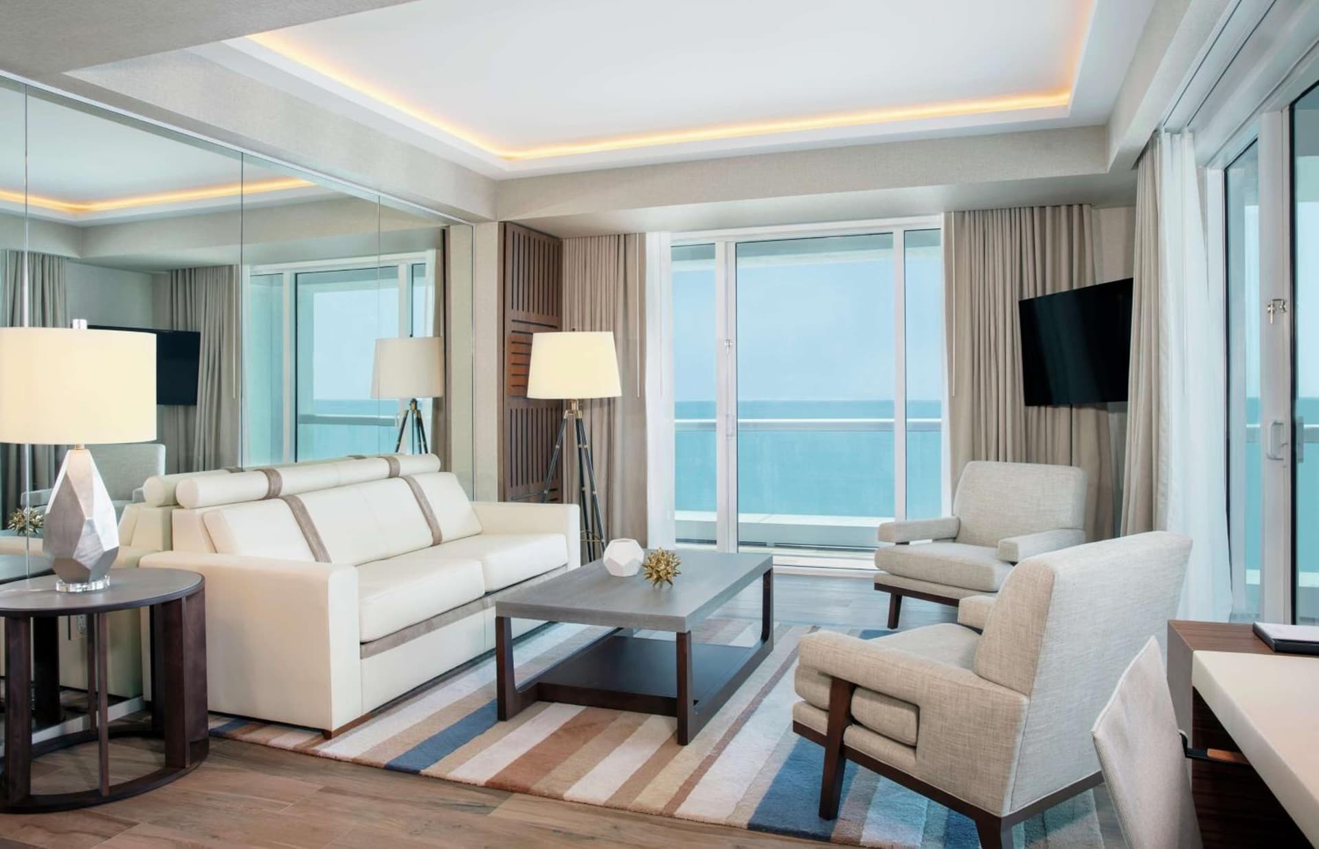 Conrad Fort Lauderdale Beach gallery photo in Fort Lauderdale, FL — image 21