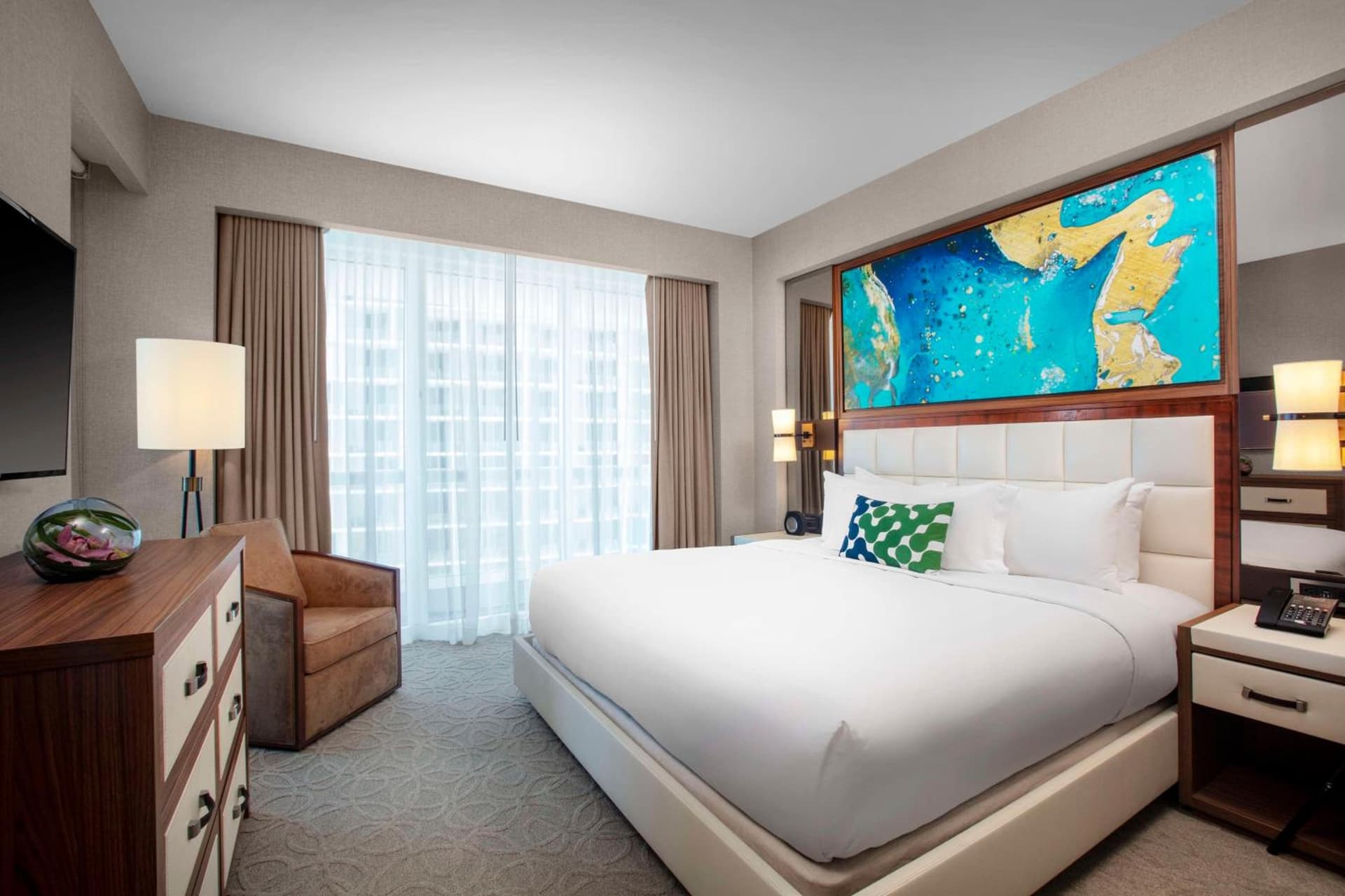 Conrad Fort Lauderdale Beach gallery photo in Fort Lauderdale, FL — image 12
