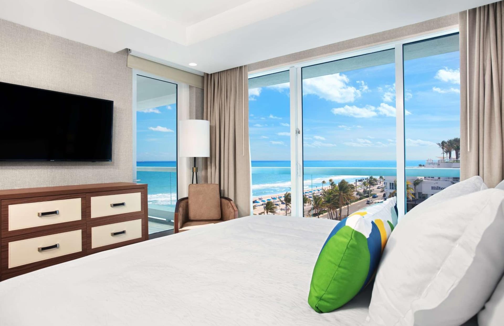 Conrad Fort Lauderdale Beach gallery photo in Fort Lauderdale, FL — image 73
