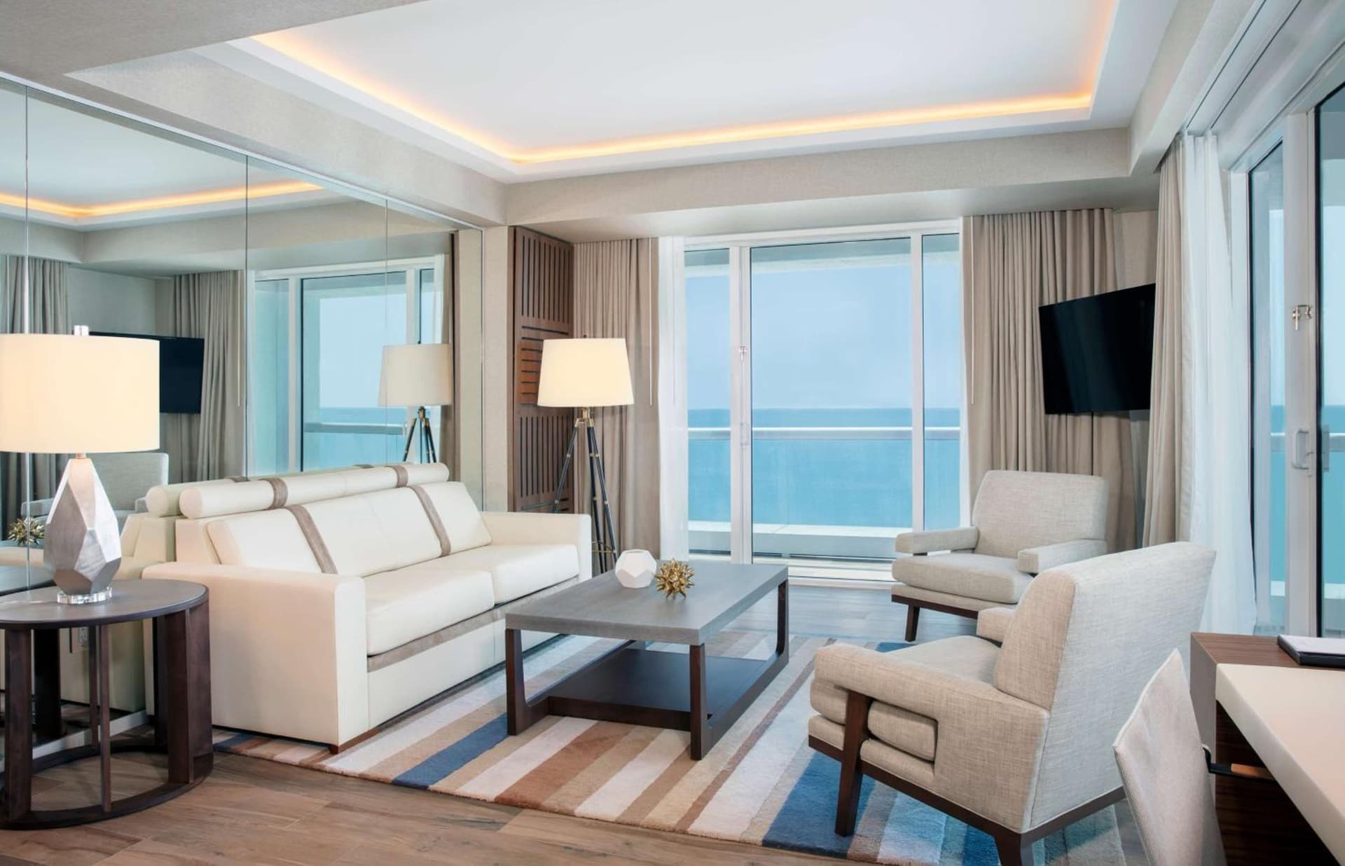 Conrad Fort Lauderdale Beach gallery photo in Fort Lauderdale, FL — image 38