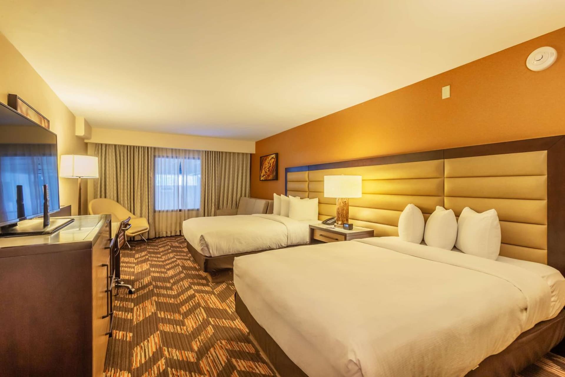 DoubleTree by Hilton Lawrence gallery photo in Lawrence, KS — image 31