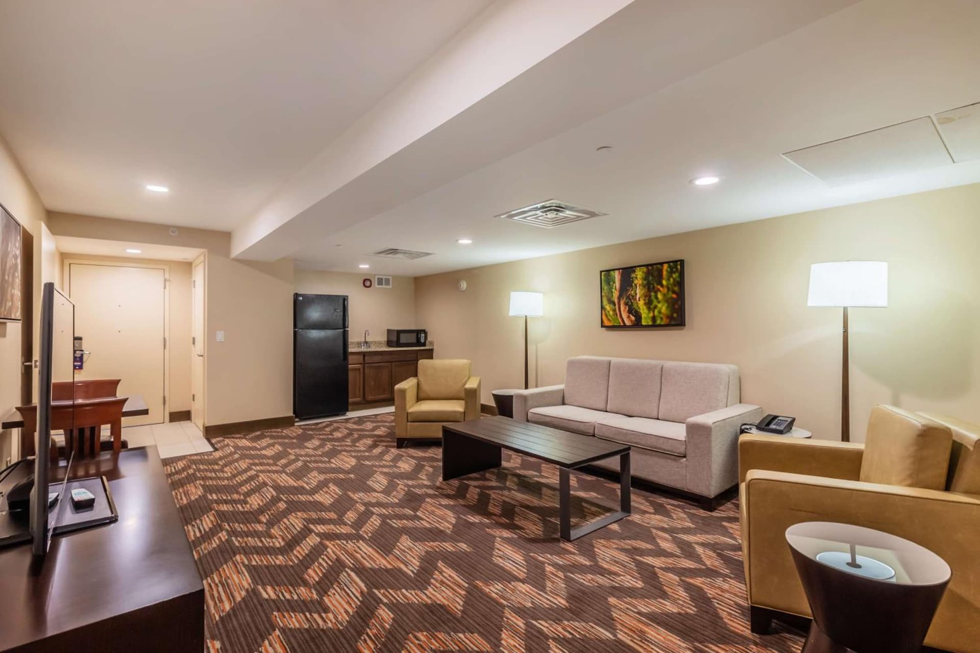 DoubleTree by Hilton Lawrence gallery photo in Lawrence, KS — image 19
