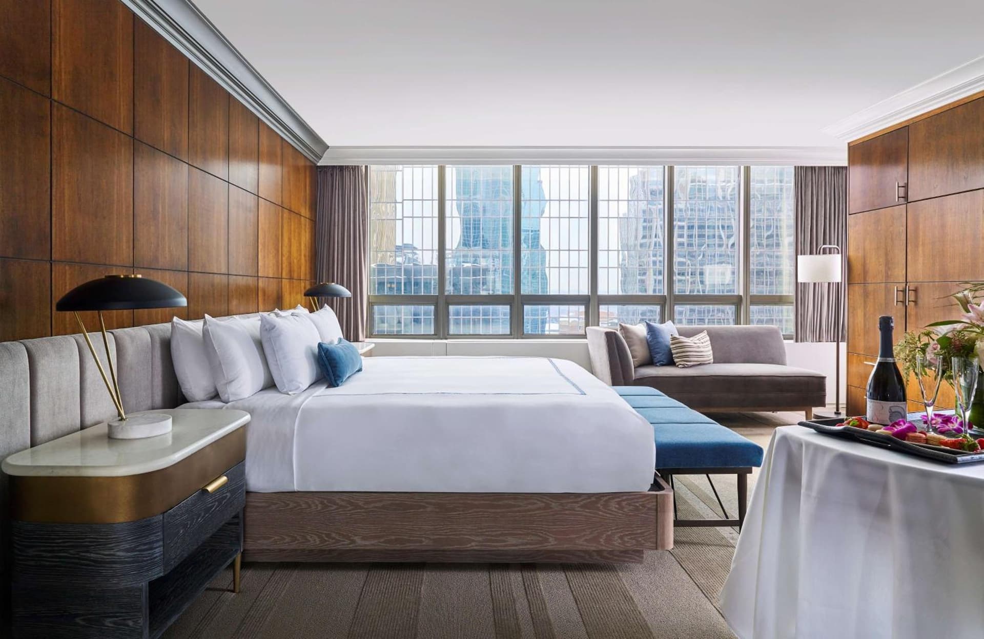 The Marquette Hotel, Curio Collection by Hilton gallery photo in Minneapolis, MN — image 10